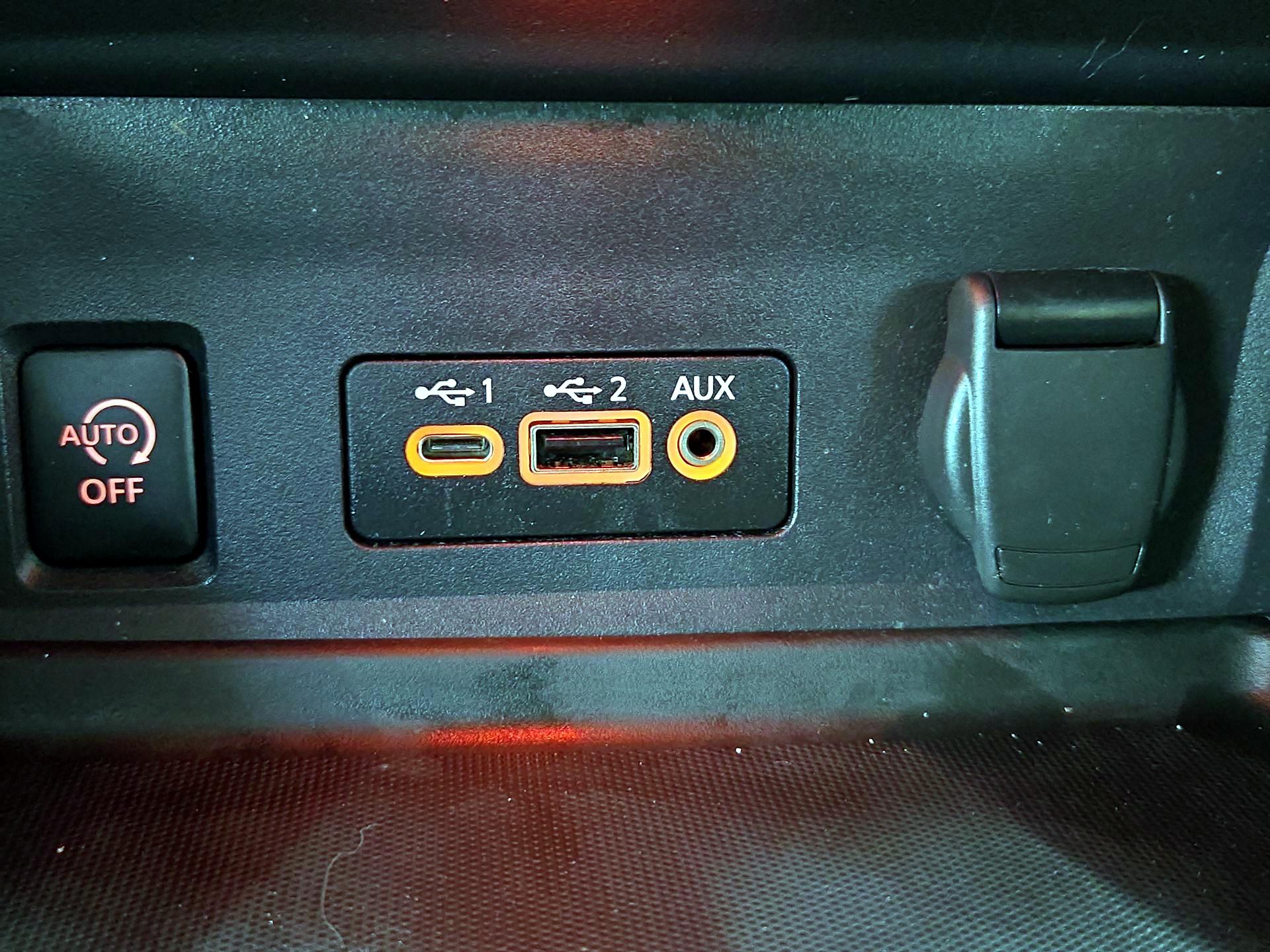 Thumbnail: 2024 Nissan Sentra - 18