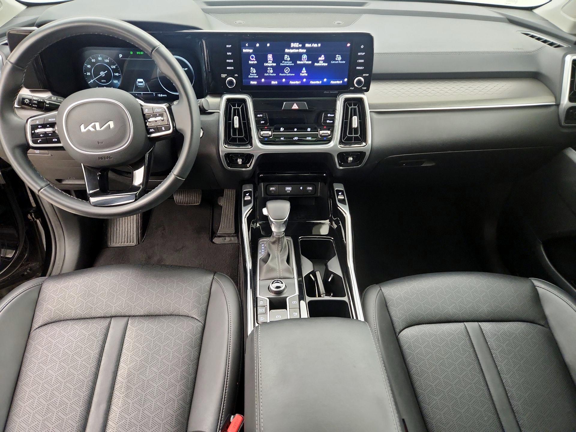 Thumbnail: 2023 Kia Sorento - 9