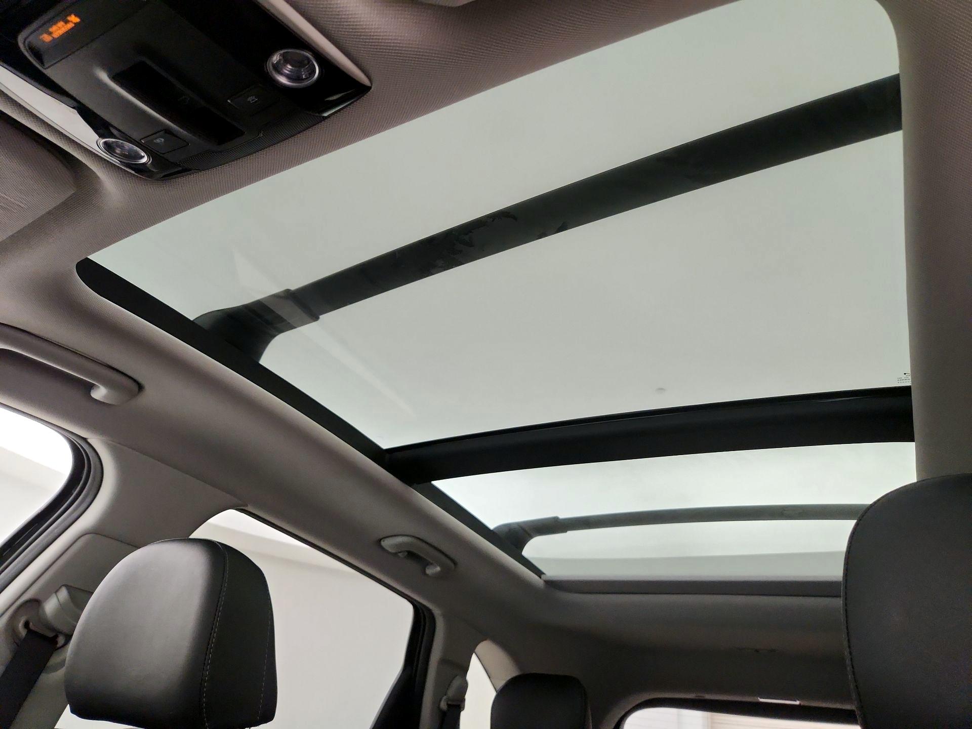 Thumbnail: 2023 Kia Sorento - 19