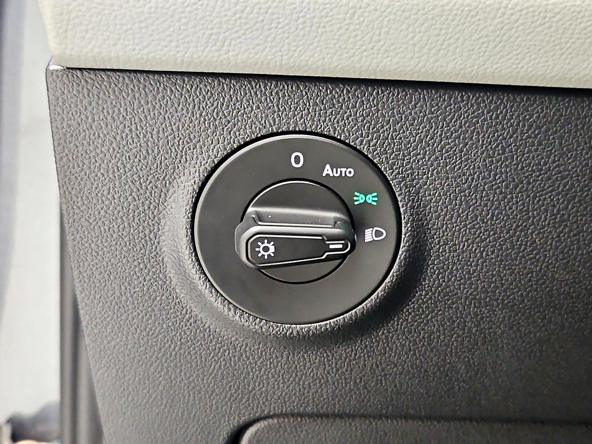 Thumbnail: 2024 Volkswagen Taos - 13