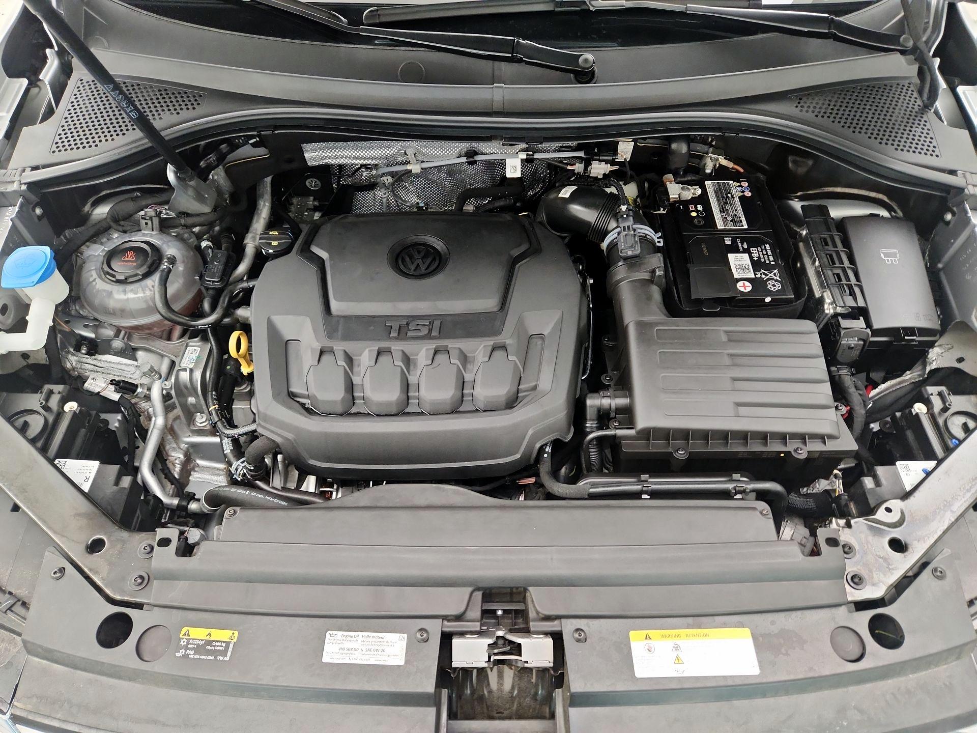 Thumbnail: 2023 Volkswagen Tiguan - 17