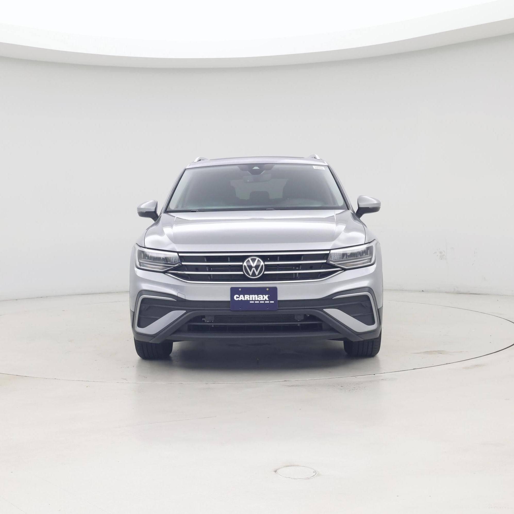 Thumbnail: 2023 Volkswagen Tiguan - 5