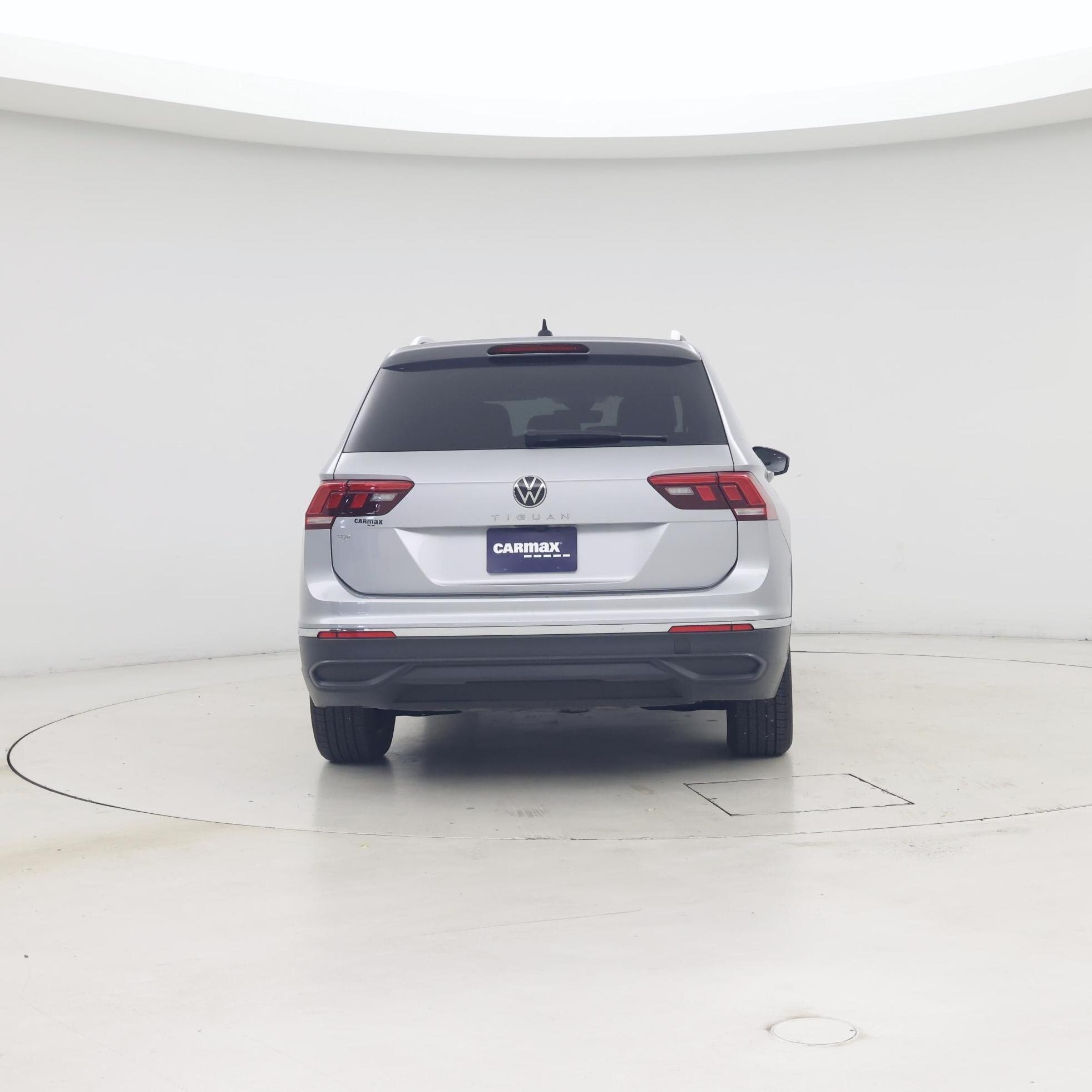 Thumbnail: 2023 Volkswagen Tiguan - 6