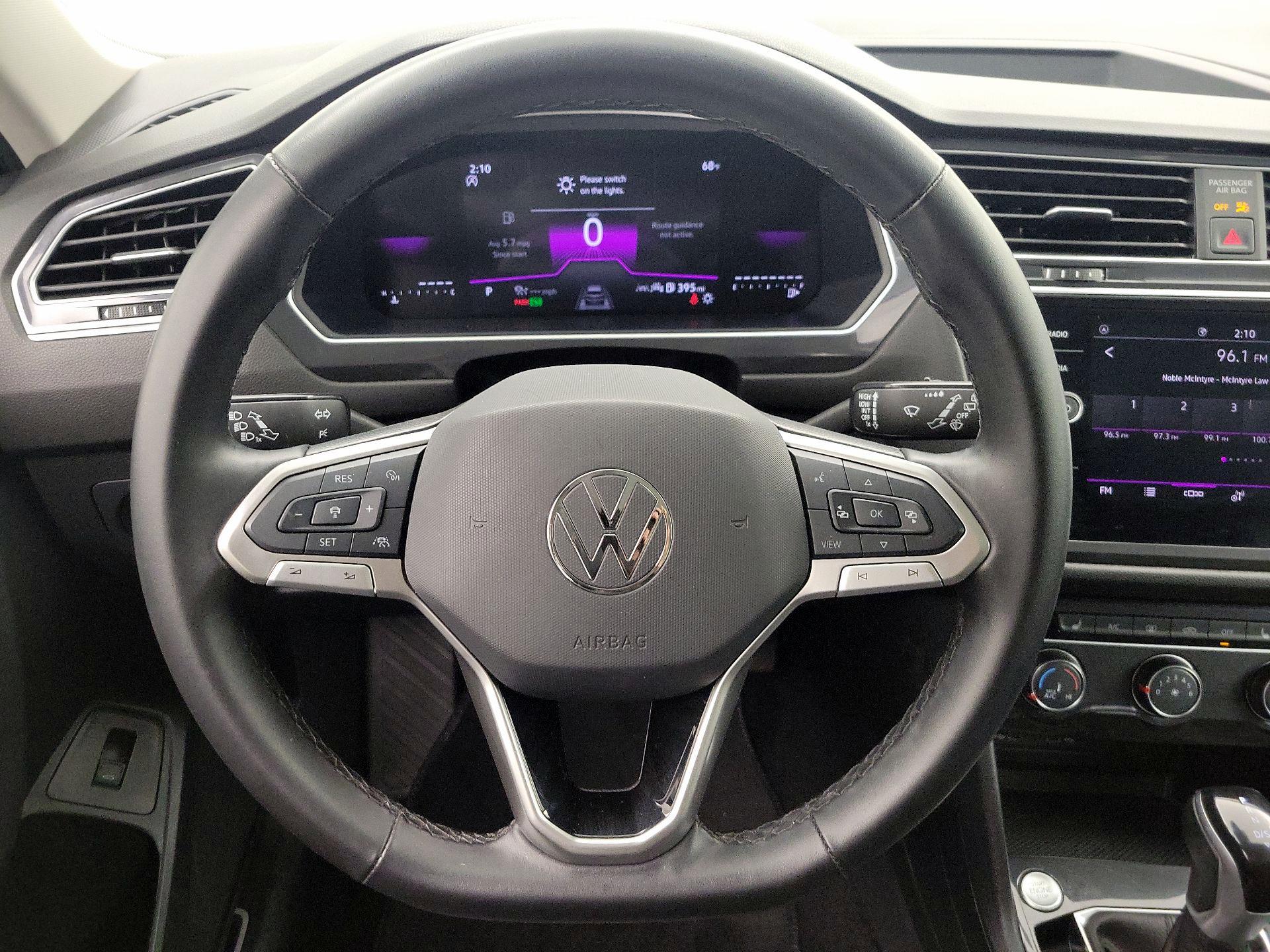 Thumbnail: 2024 Volkswagen Tiguan - 10