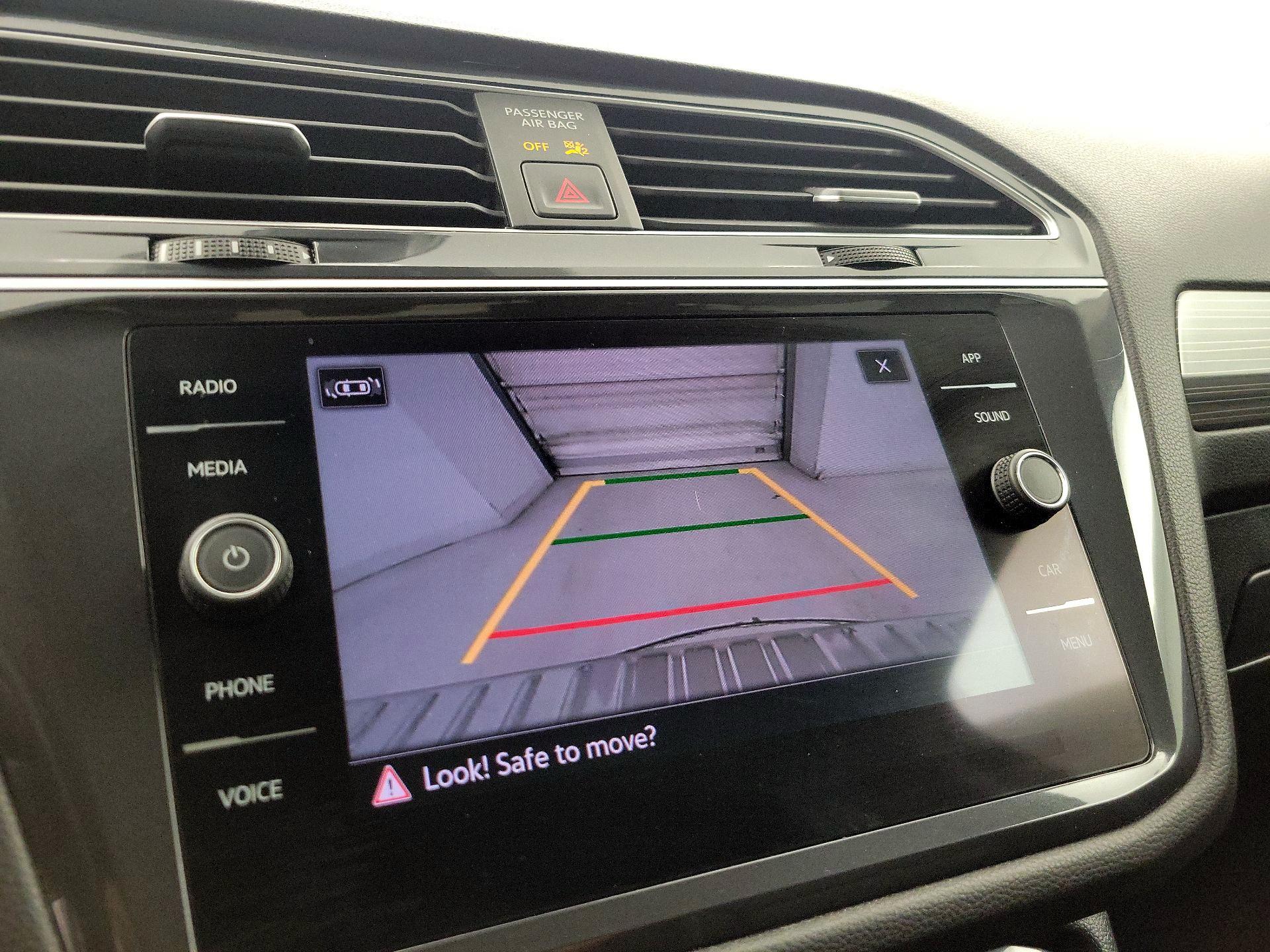 Thumbnail: 2024 Volkswagen Tiguan - 14