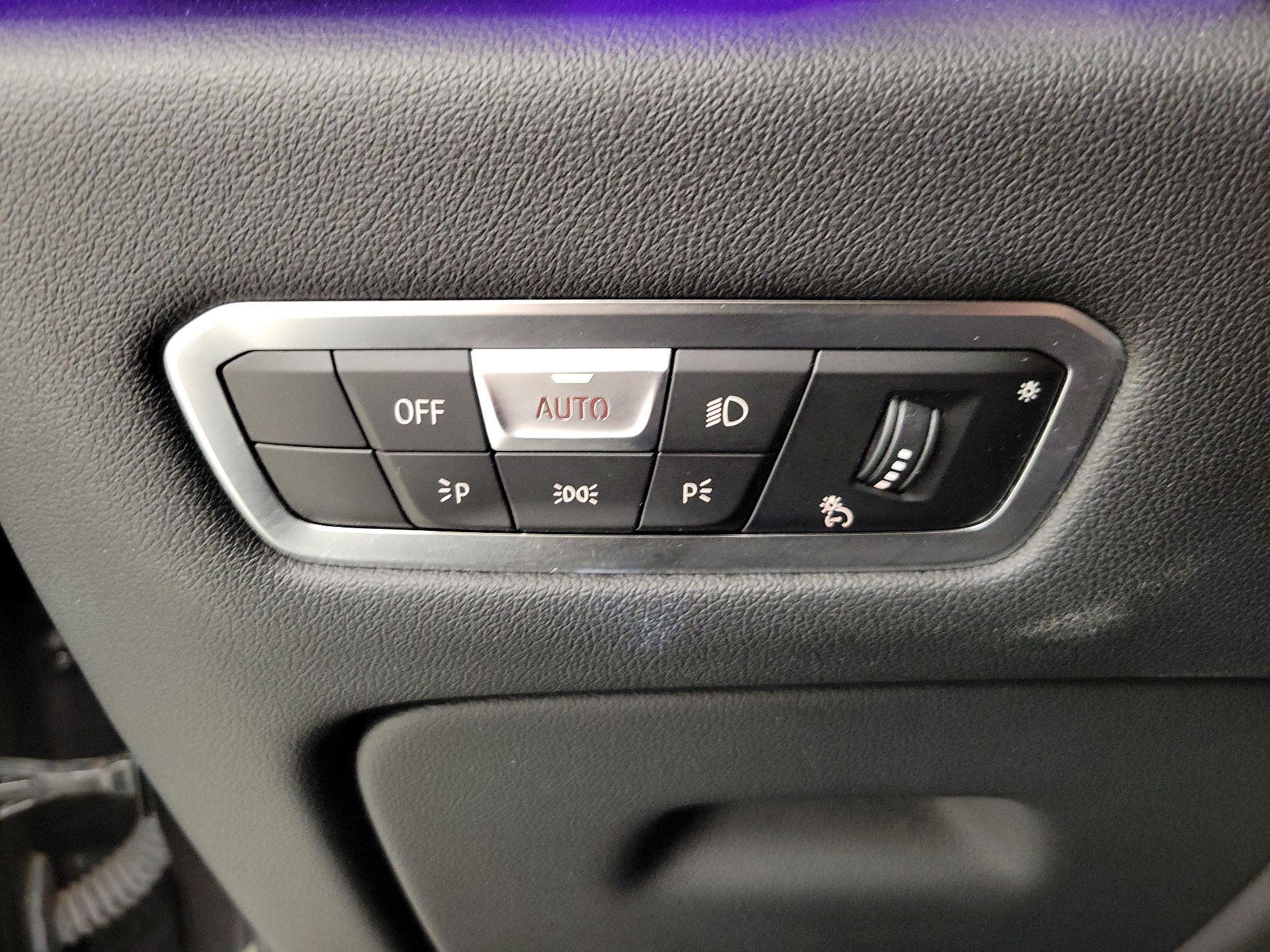 Thumbnail: 2023 BMW X5 - 13