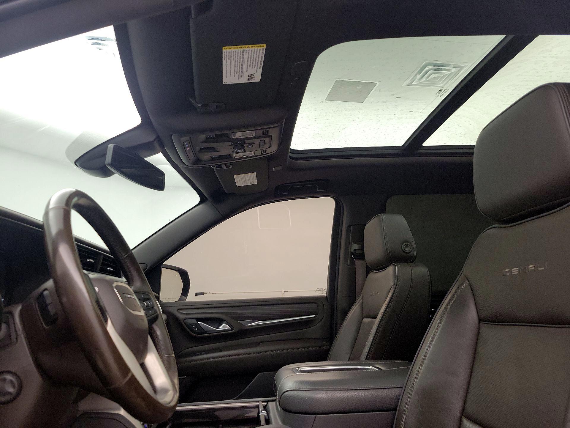 Thumbnail: 2022 GMC Yukon XL - 19