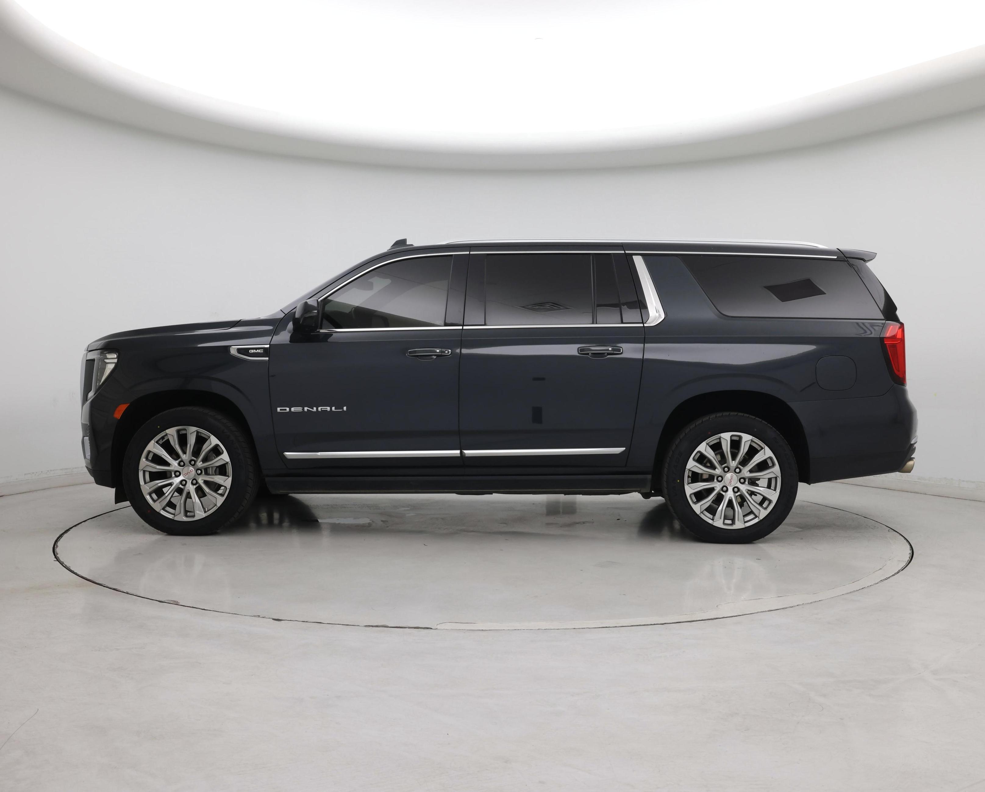 Thumbnail: 2022 GMC Yukon XL - 3