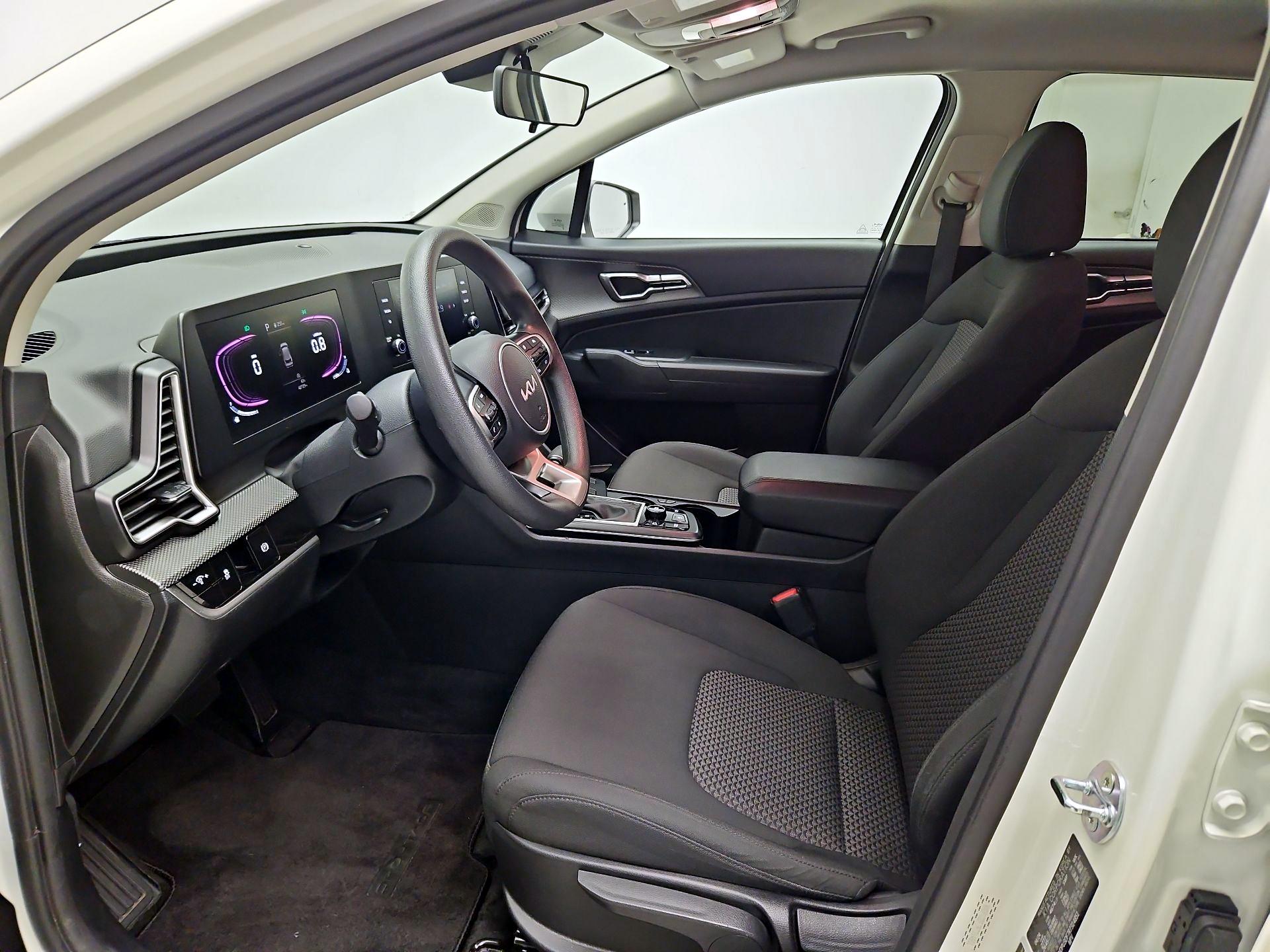 Thumbnail: 2024 Kia Sportage - 11