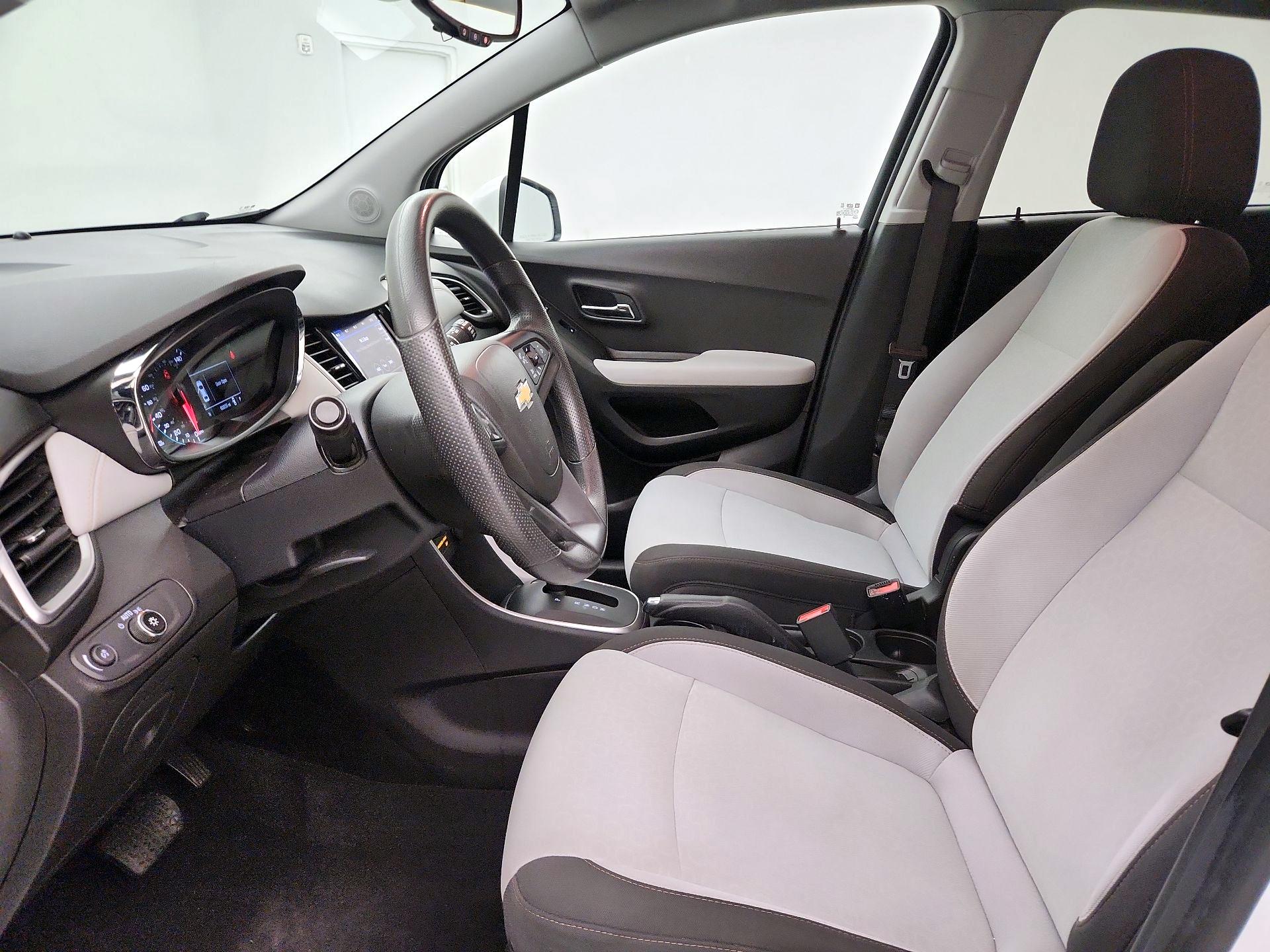 Thumbnail: 2021 Chevrolet Trax - 11