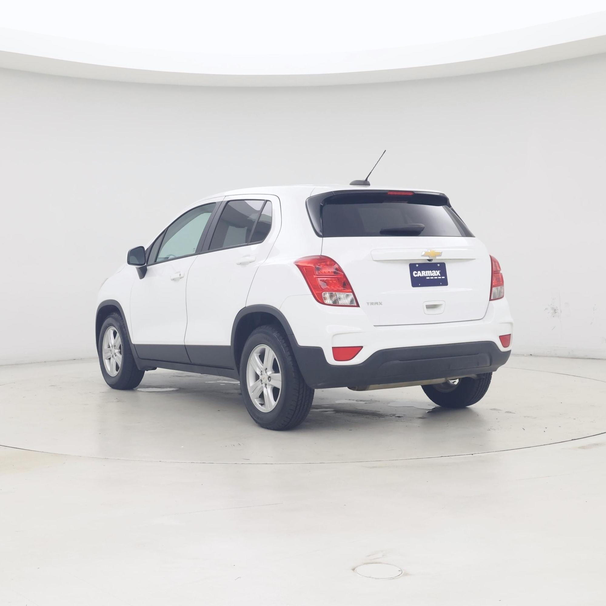 Thumbnail: 2021 Chevrolet Trax - 2