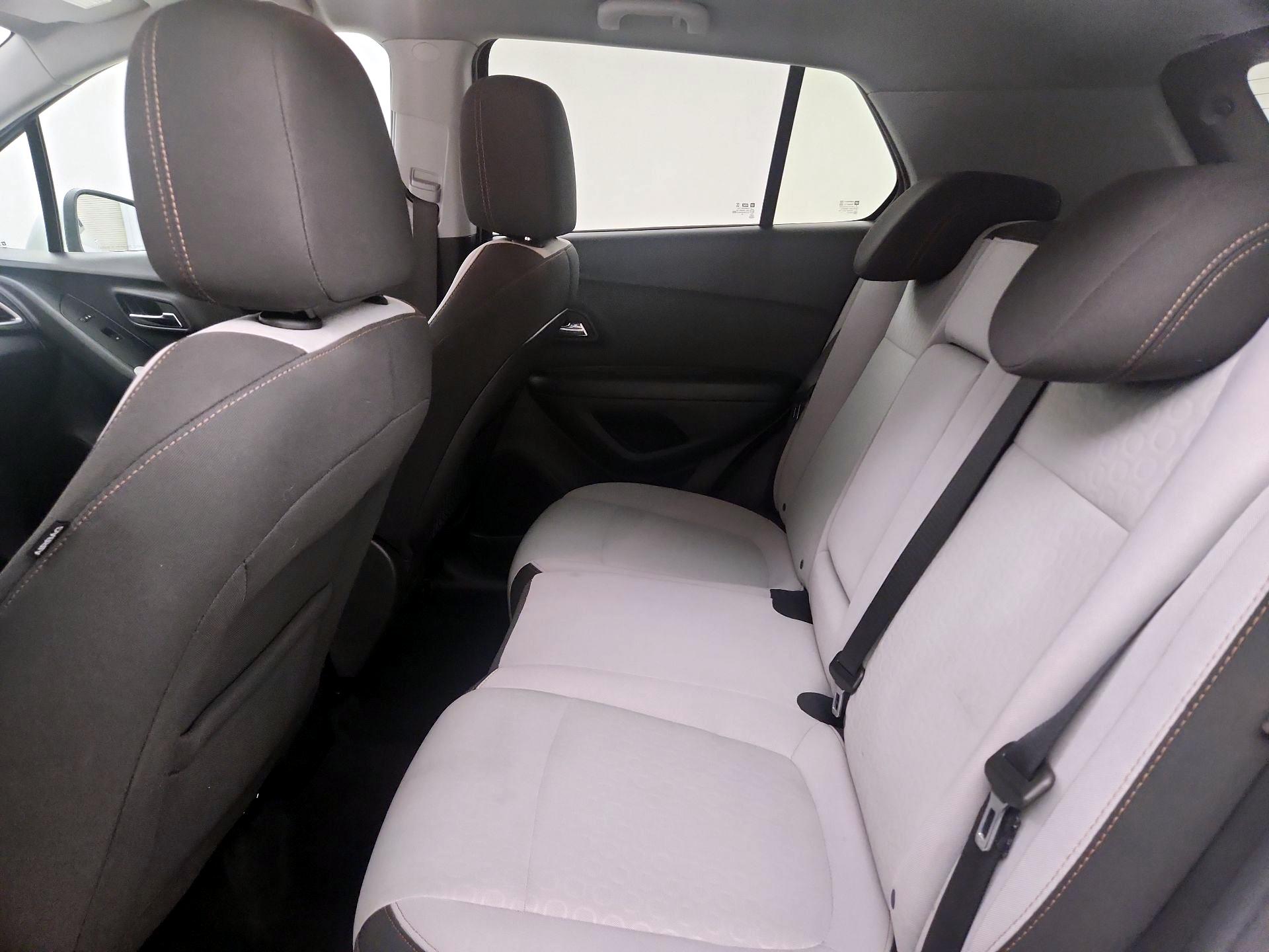 Thumbnail: 2021 Chevrolet Trax - 19