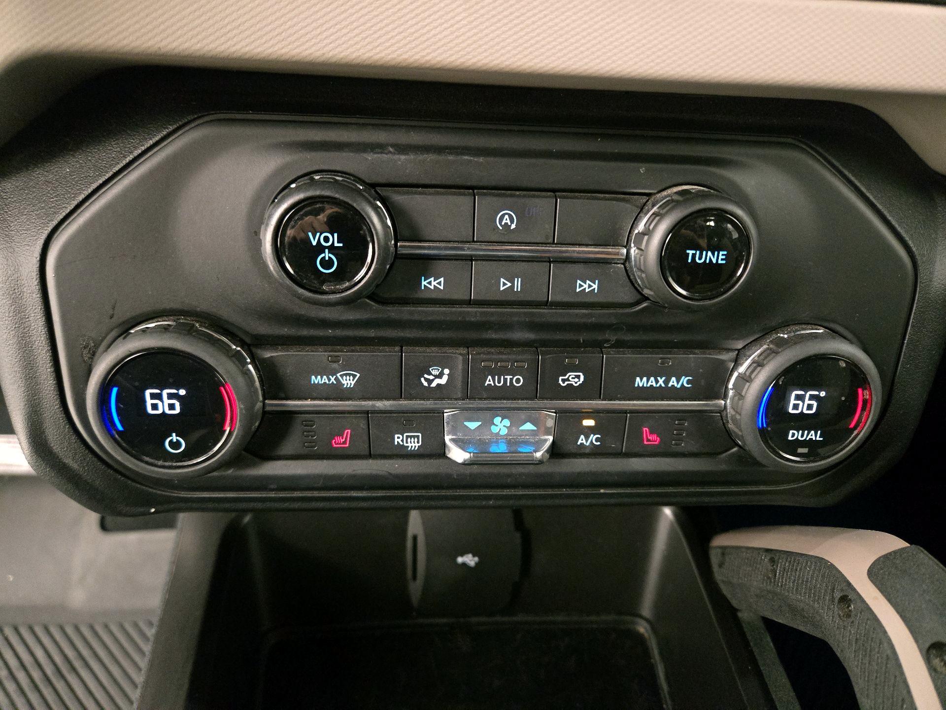 Thumbnail: 2021 Ford Bronco - 17