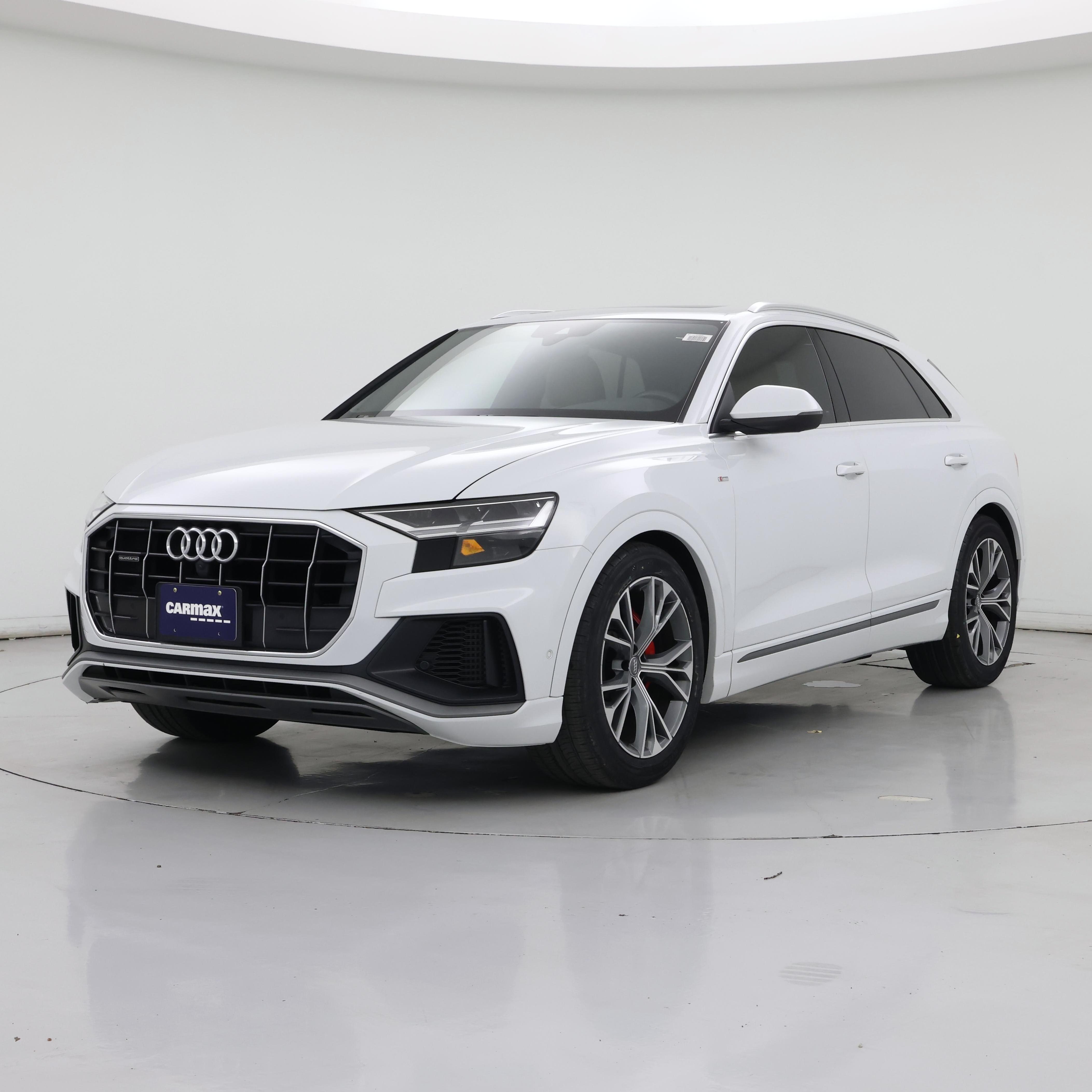 Thumbnail: 2021 Audi Q8 - 4
