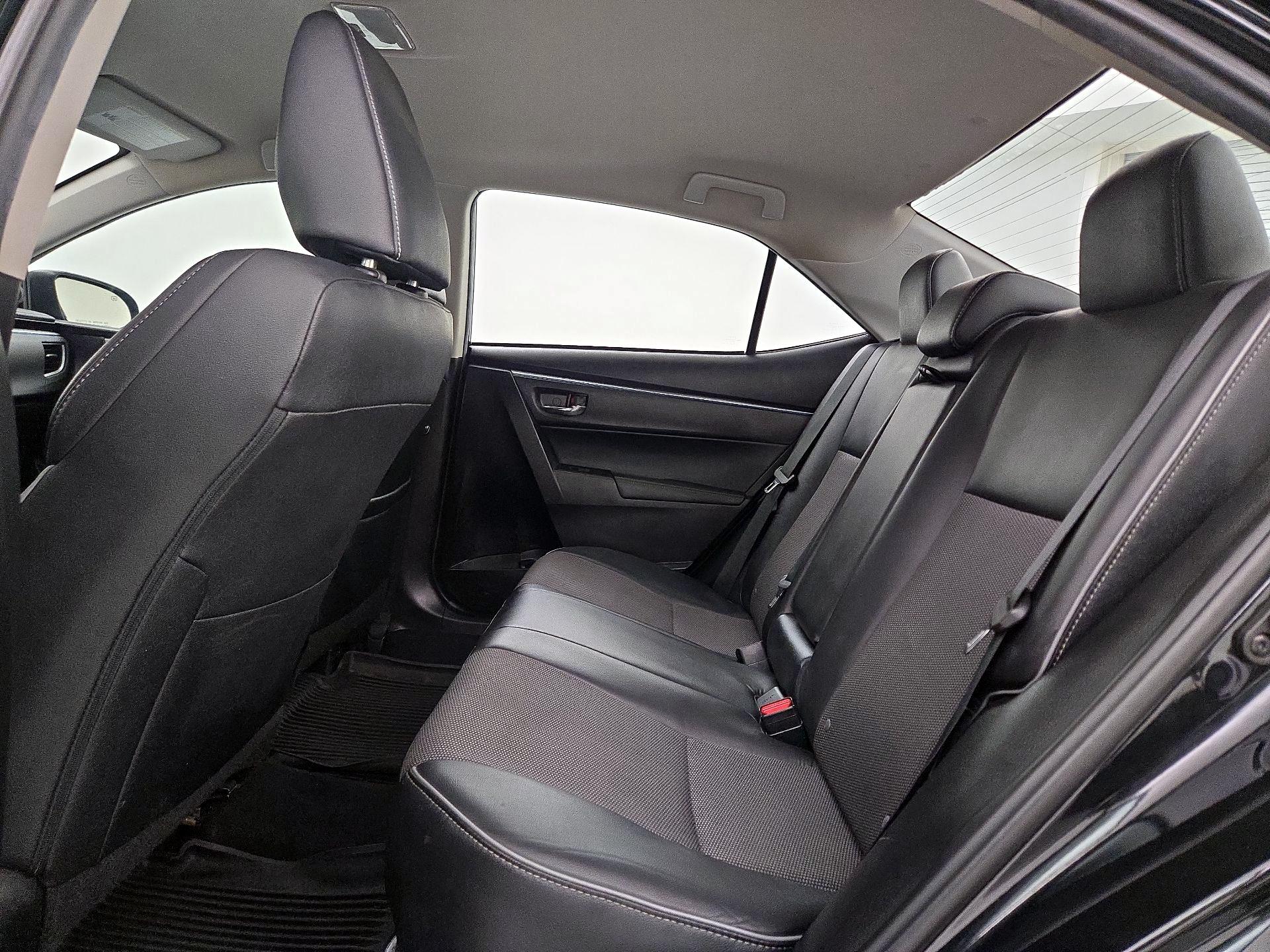 Thumbnail: 2015 Toyota Corolla - 19