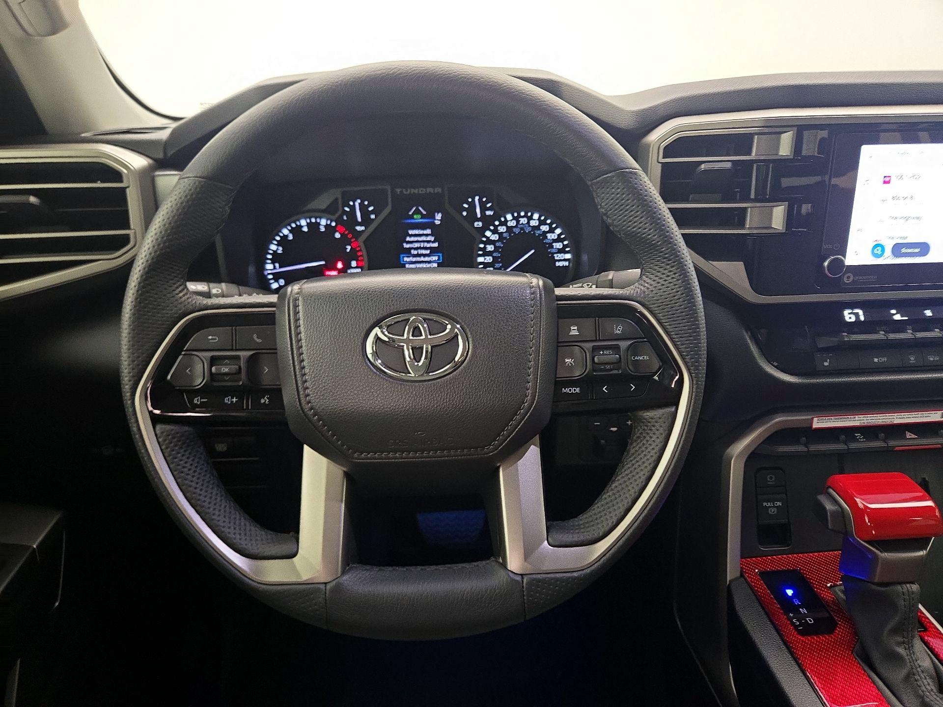 Thumbnail: 2024 Toyota Tundra - 10