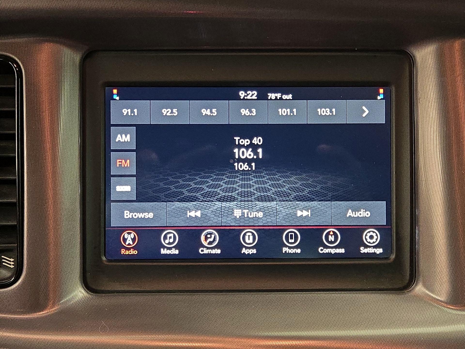 Thumbnail: 2020 Dodge Charger - 15