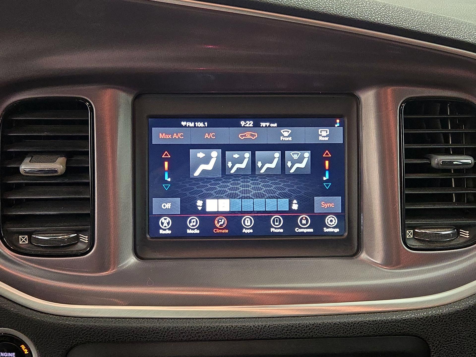 Thumbnail: 2020 Dodge Charger - 16