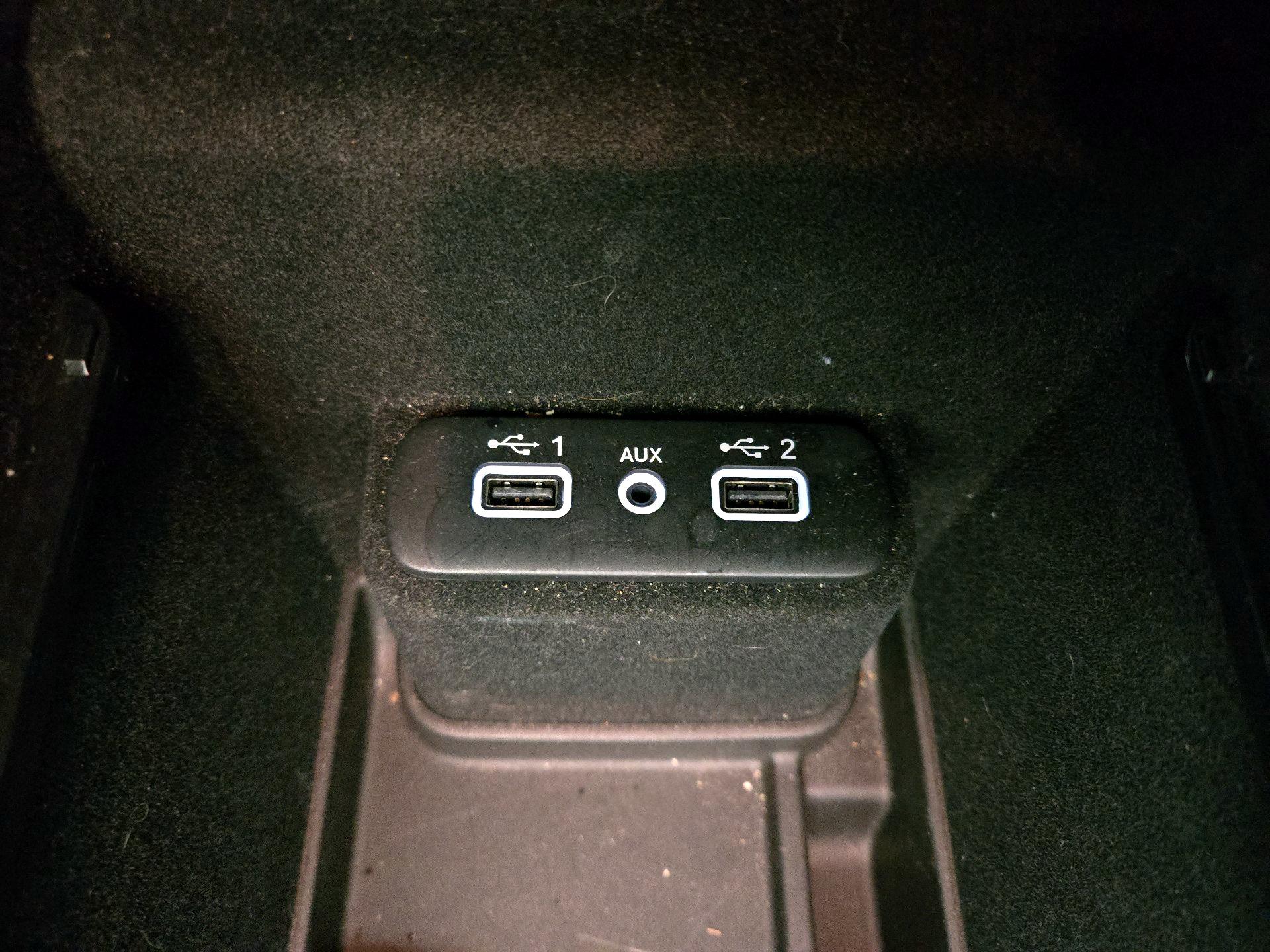 Thumbnail: 2020 Dodge Charger - 18