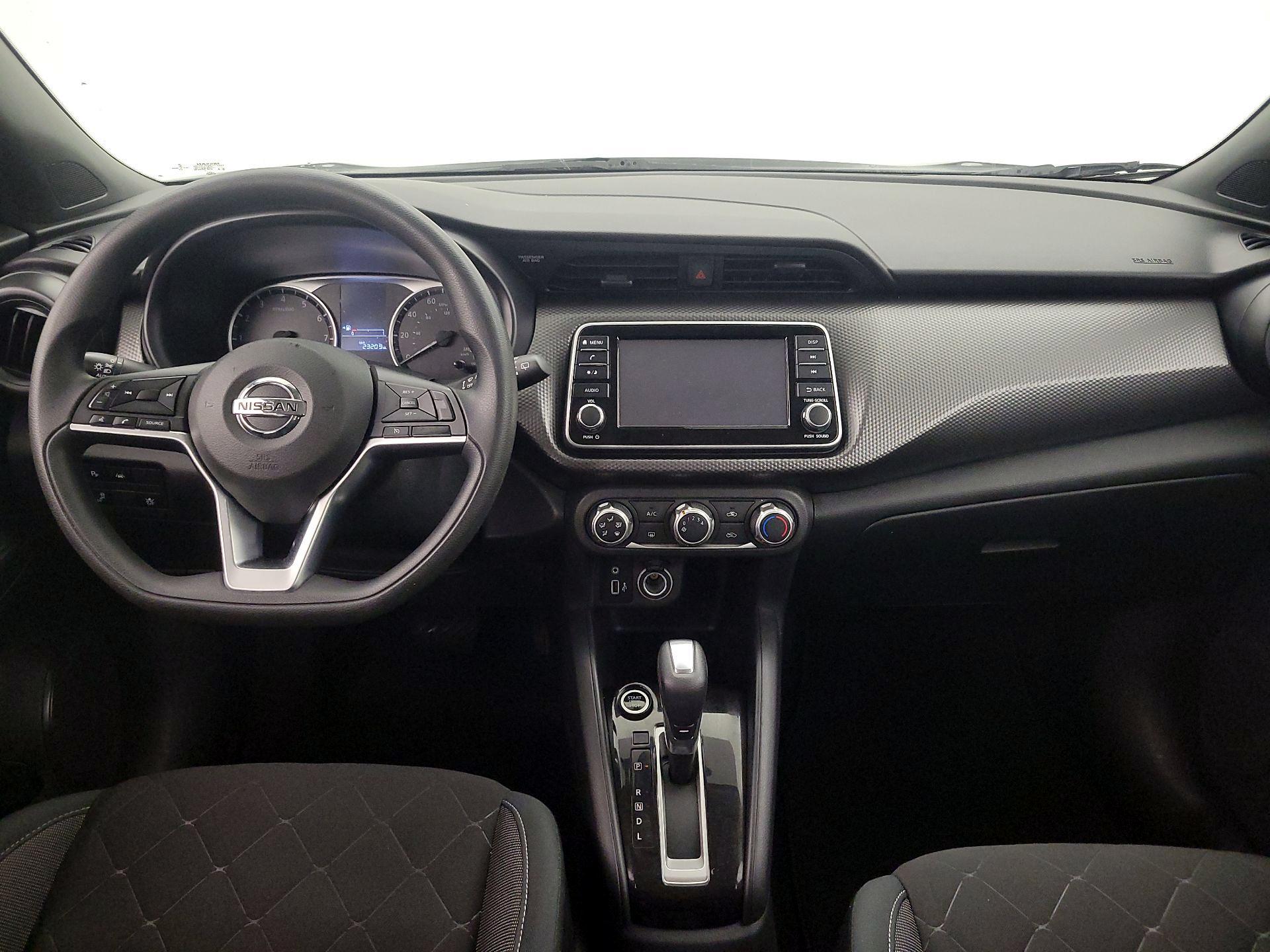 Thumbnail: 2020 Nissan Kicks - 9