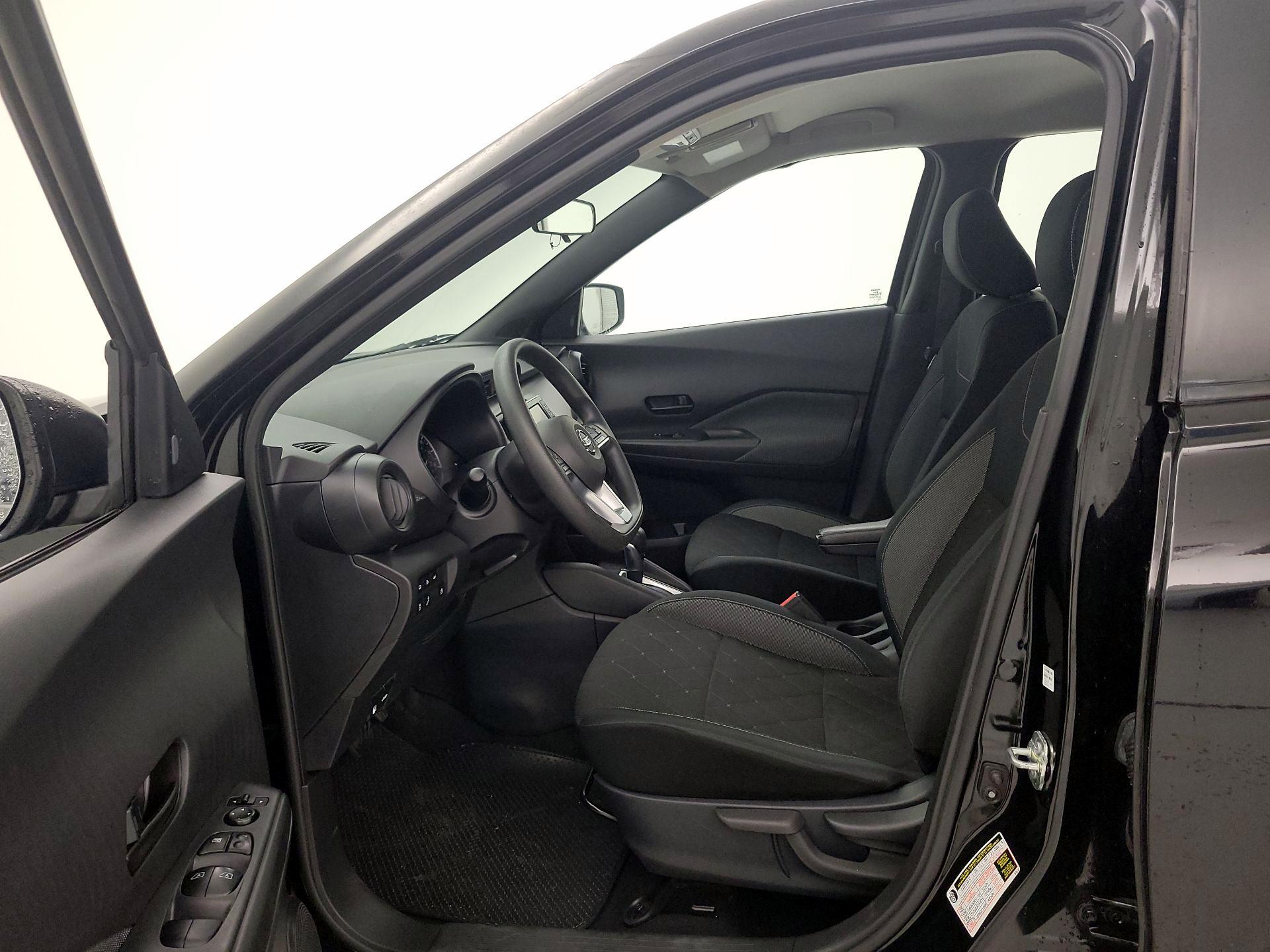 Thumbnail: 2020 Nissan Kicks - 11