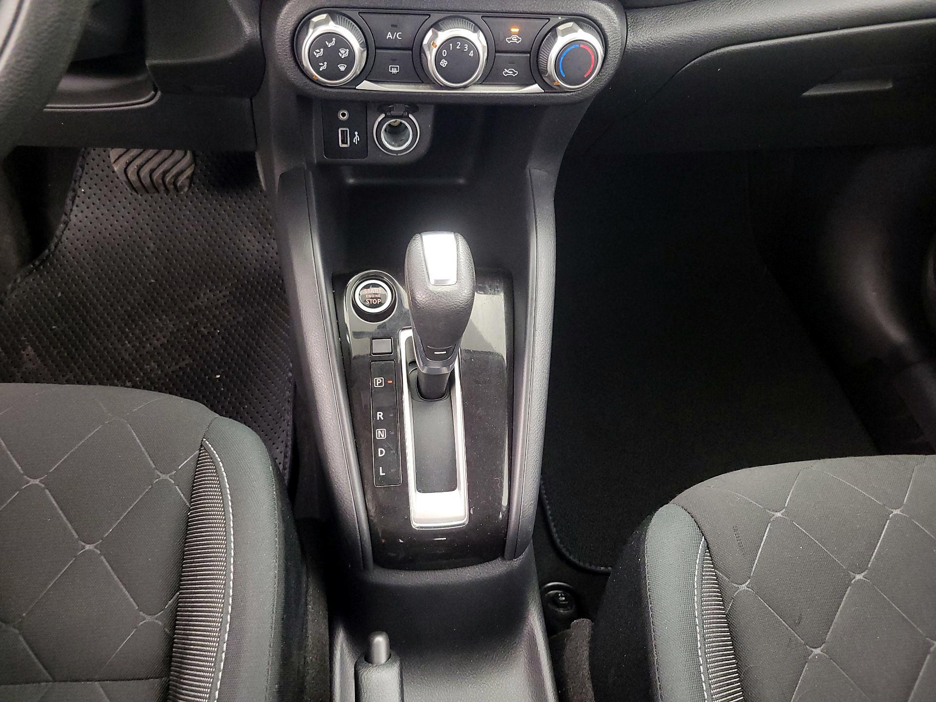 Thumbnail: 2020 Nissan Kicks - 17