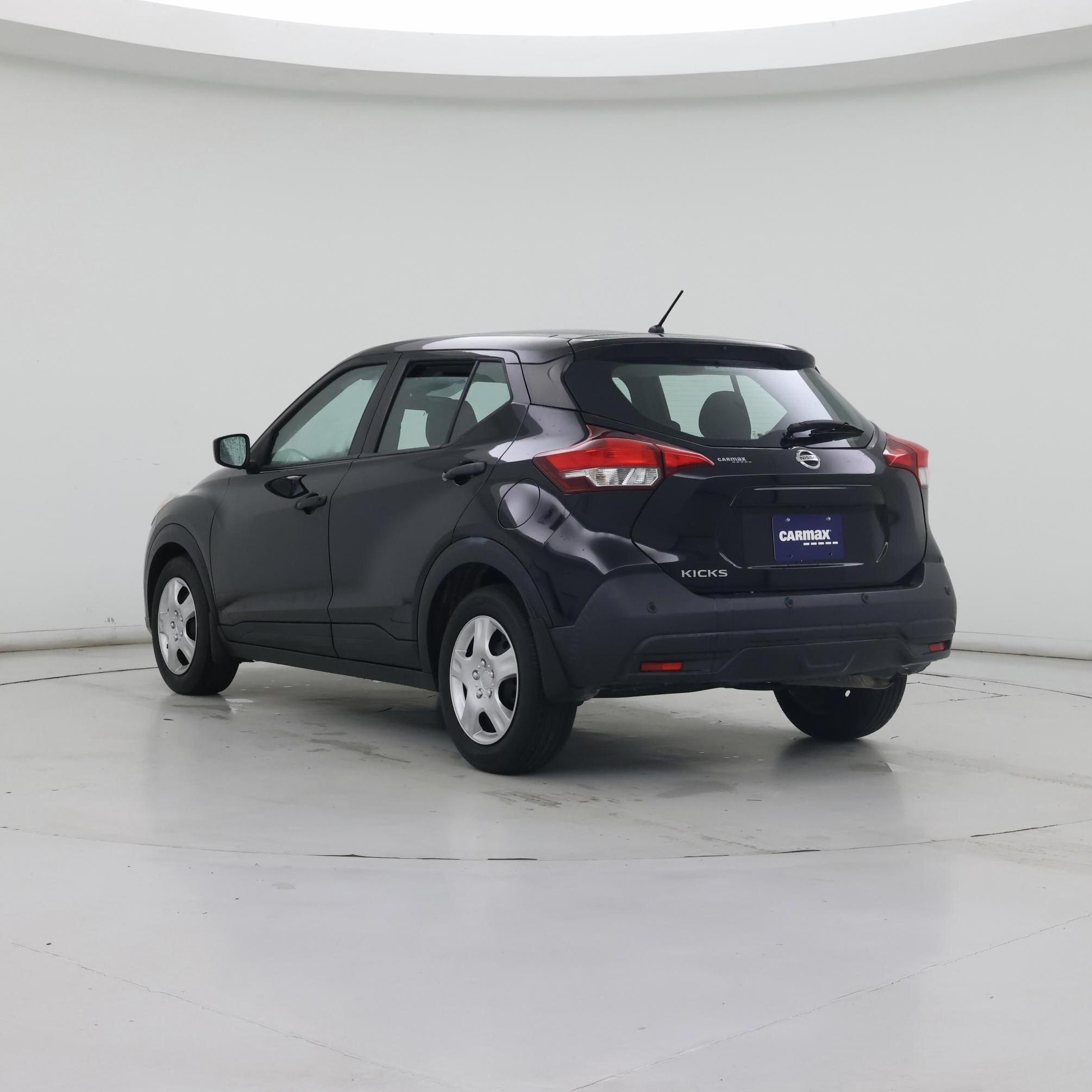 Thumbnail: 2020 Nissan Kicks - 2