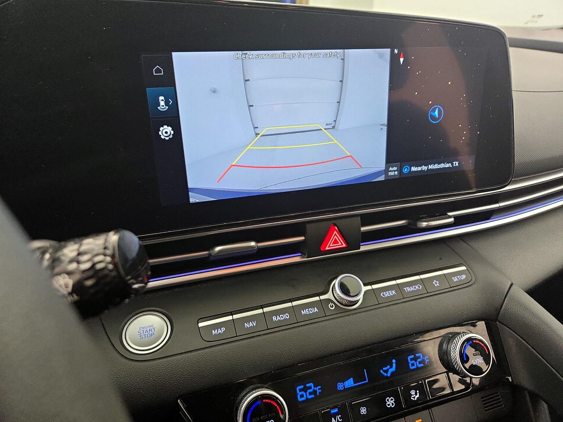 Thumbnail: 2024 Hyundai Elantra - 15