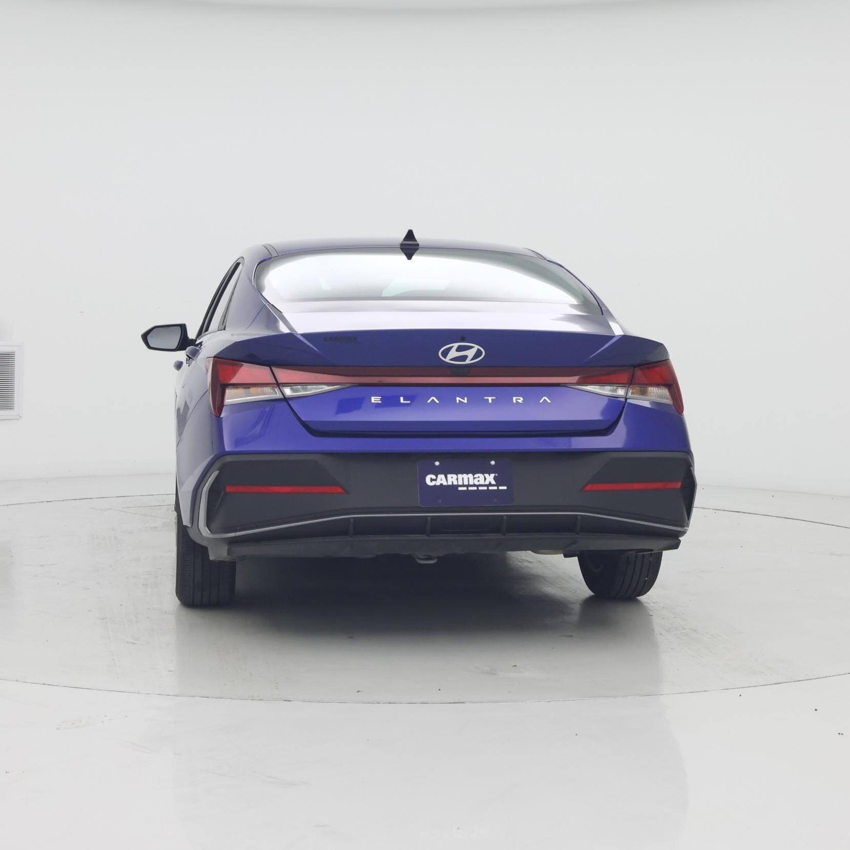 Thumbnail: 2024 Hyundai Elantra - 6