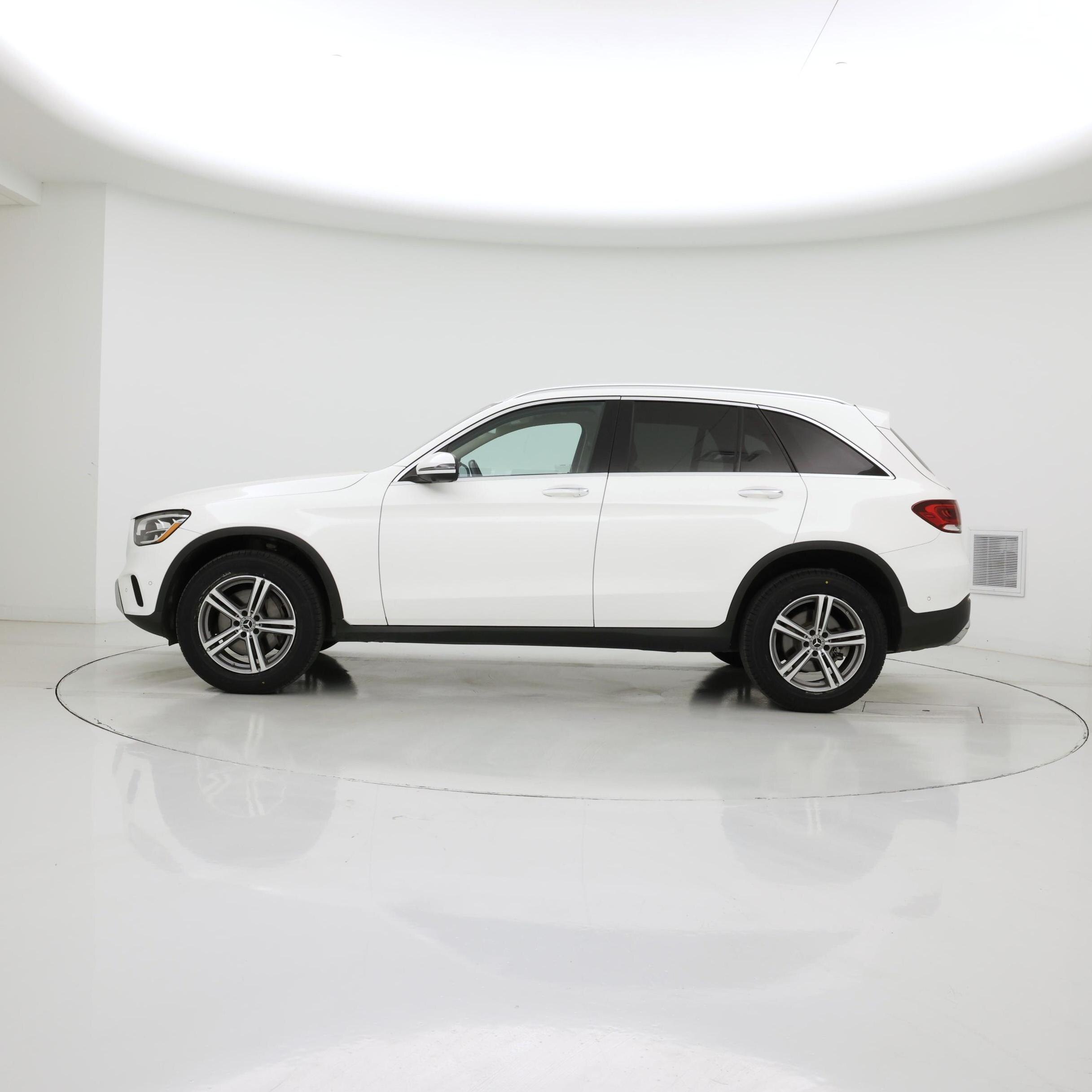 Thumbnail: 2022 Mercedes-Benz GLC - 3