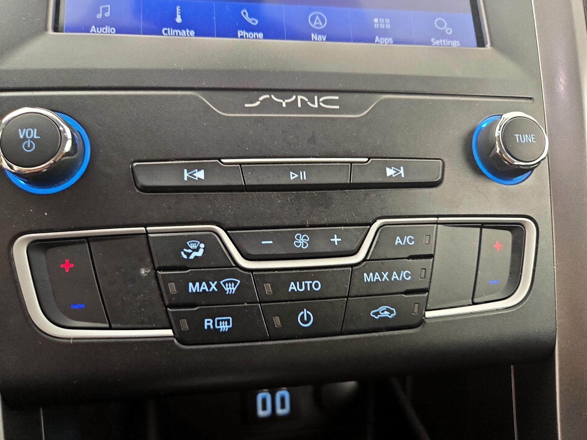 Thumbnail: 2020 Ford Fusion - 17