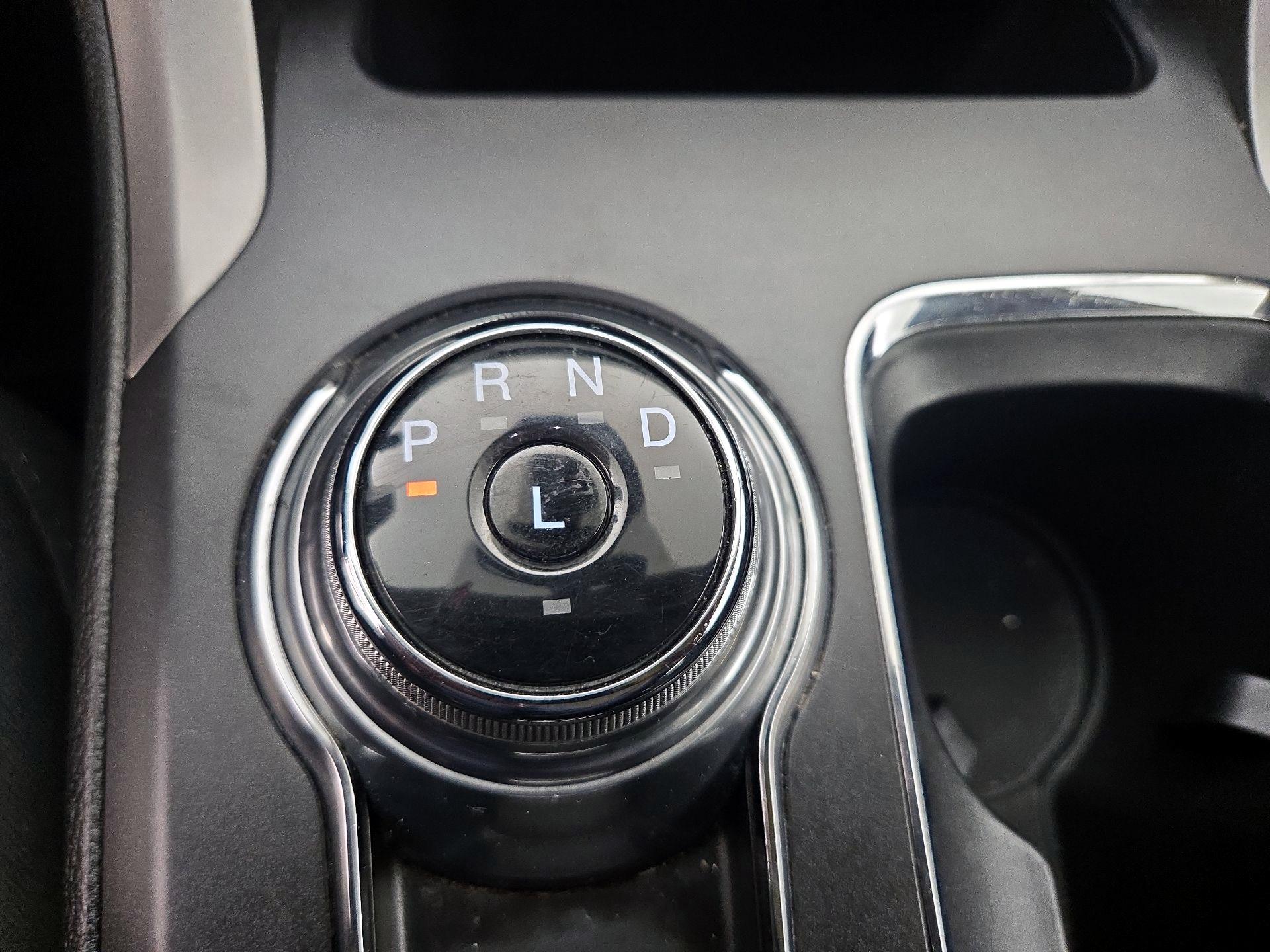 Thumbnail: 2020 Ford Fusion - 18