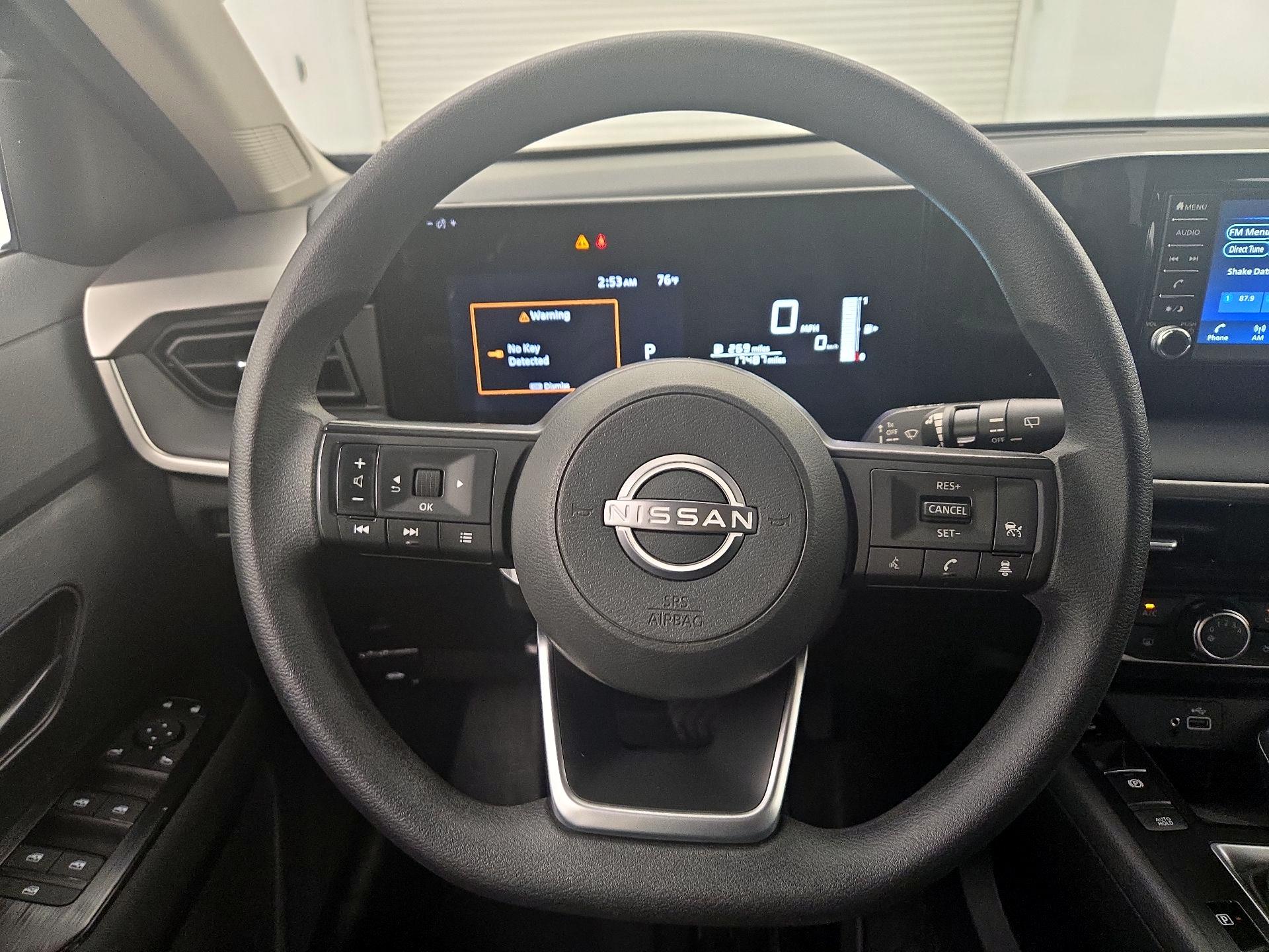 Thumbnail: 2025 Nissan Kicks - 10