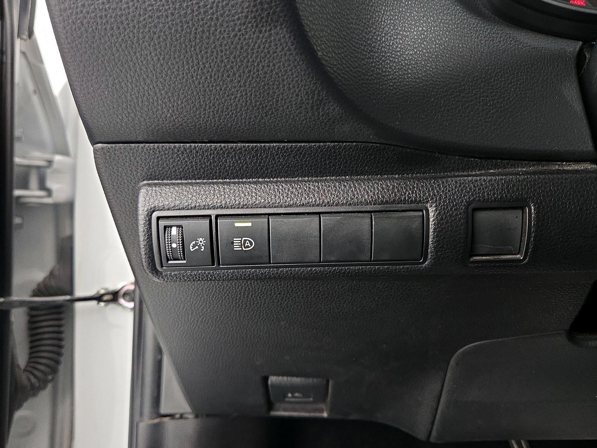 Thumbnail: 2022 Toyota Corolla - 13