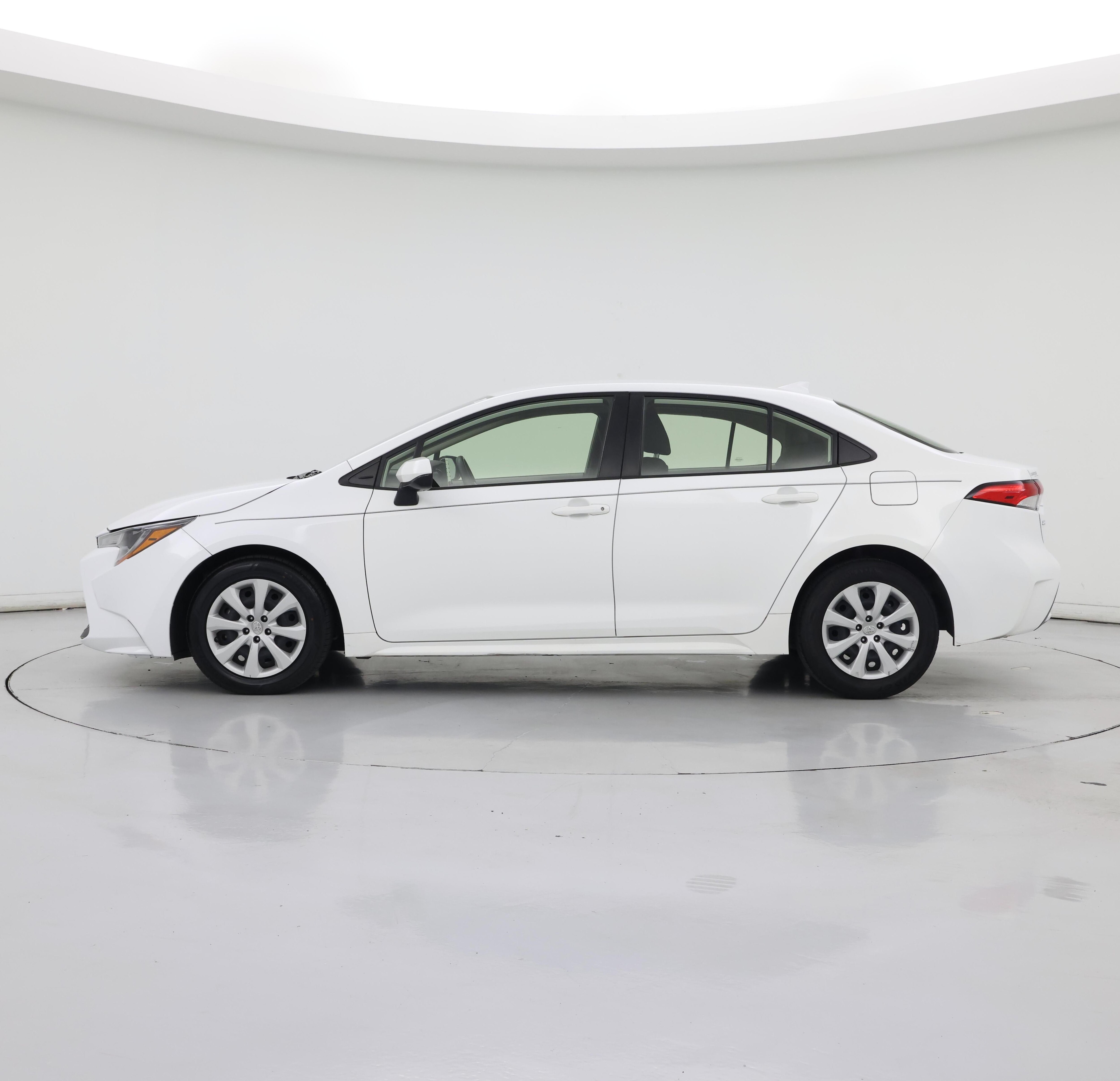 Thumbnail: 2022 Toyota Corolla - 3