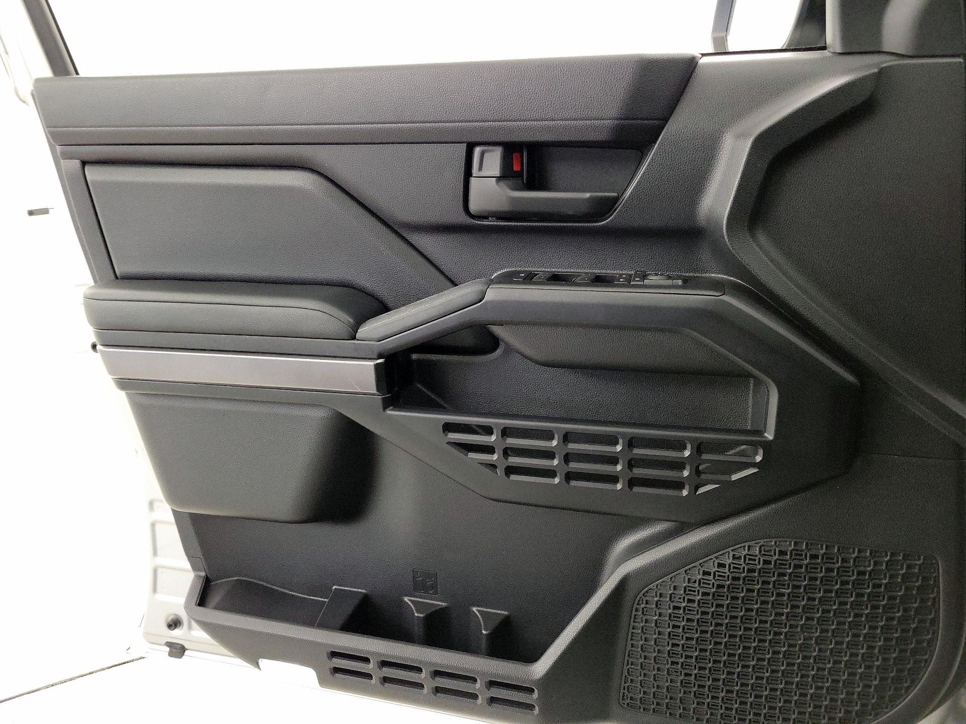 Thumbnail: 2025 Toyota 4Runner - 12