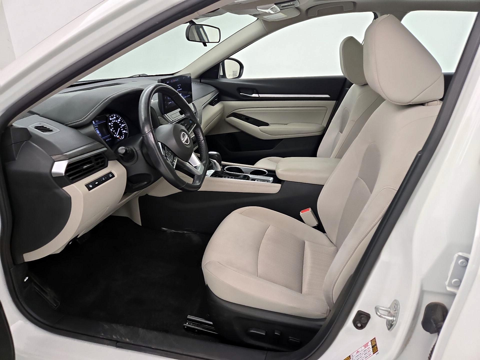 Thumbnail: 2023 Nissan Altima - 11