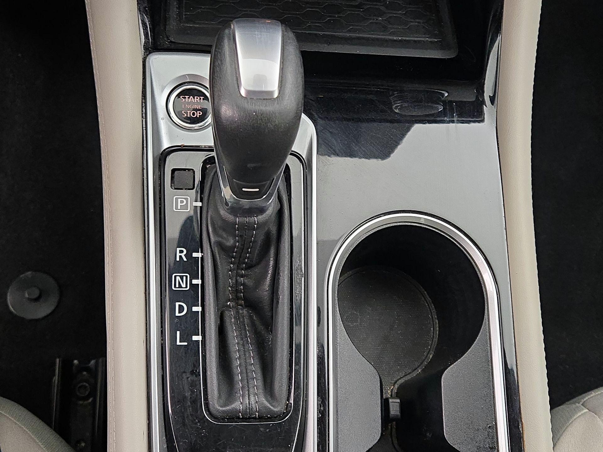 Thumbnail: 2023 Nissan Altima - 18