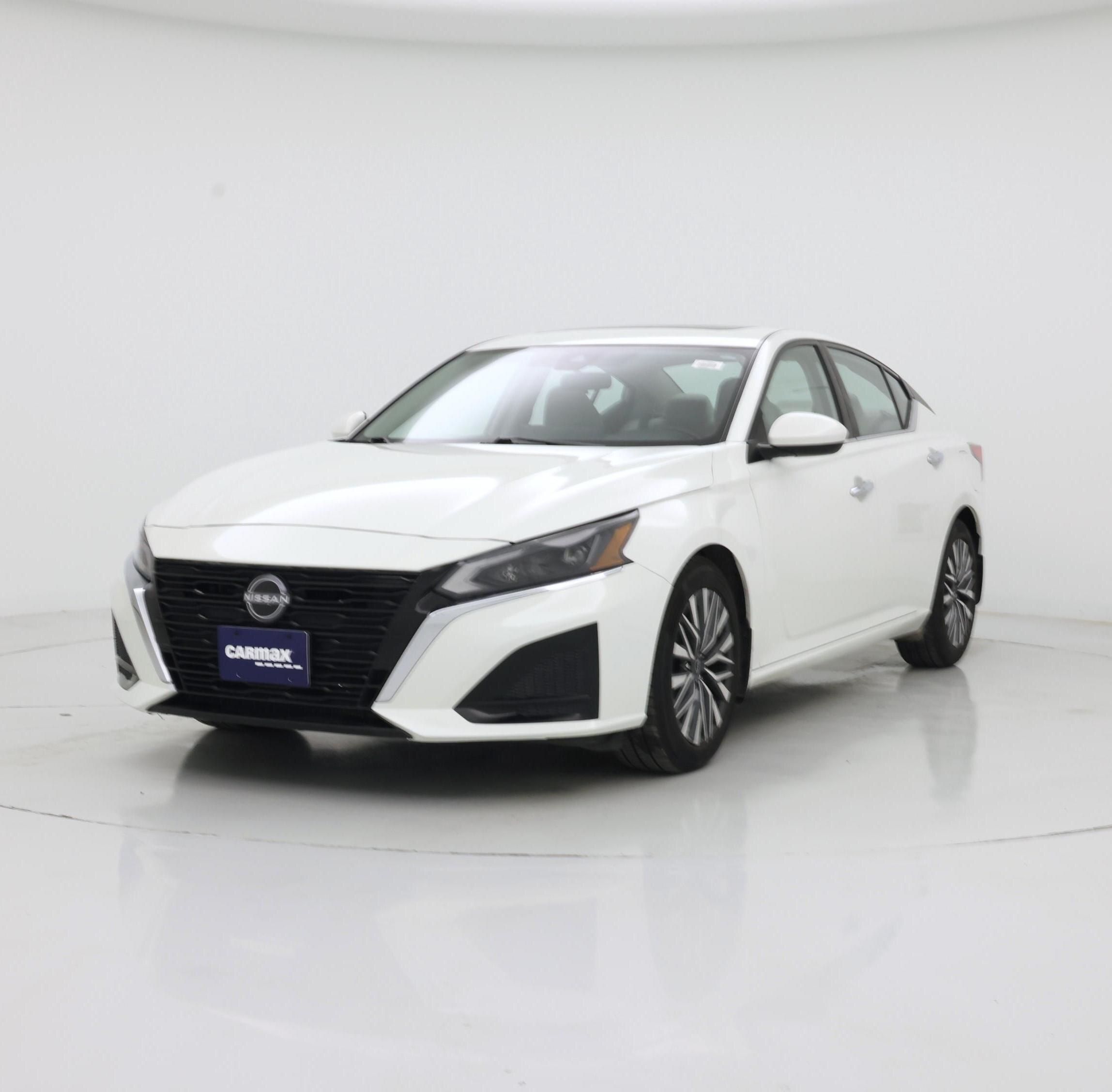 Thumbnail: 2023 Nissan Altima - 4