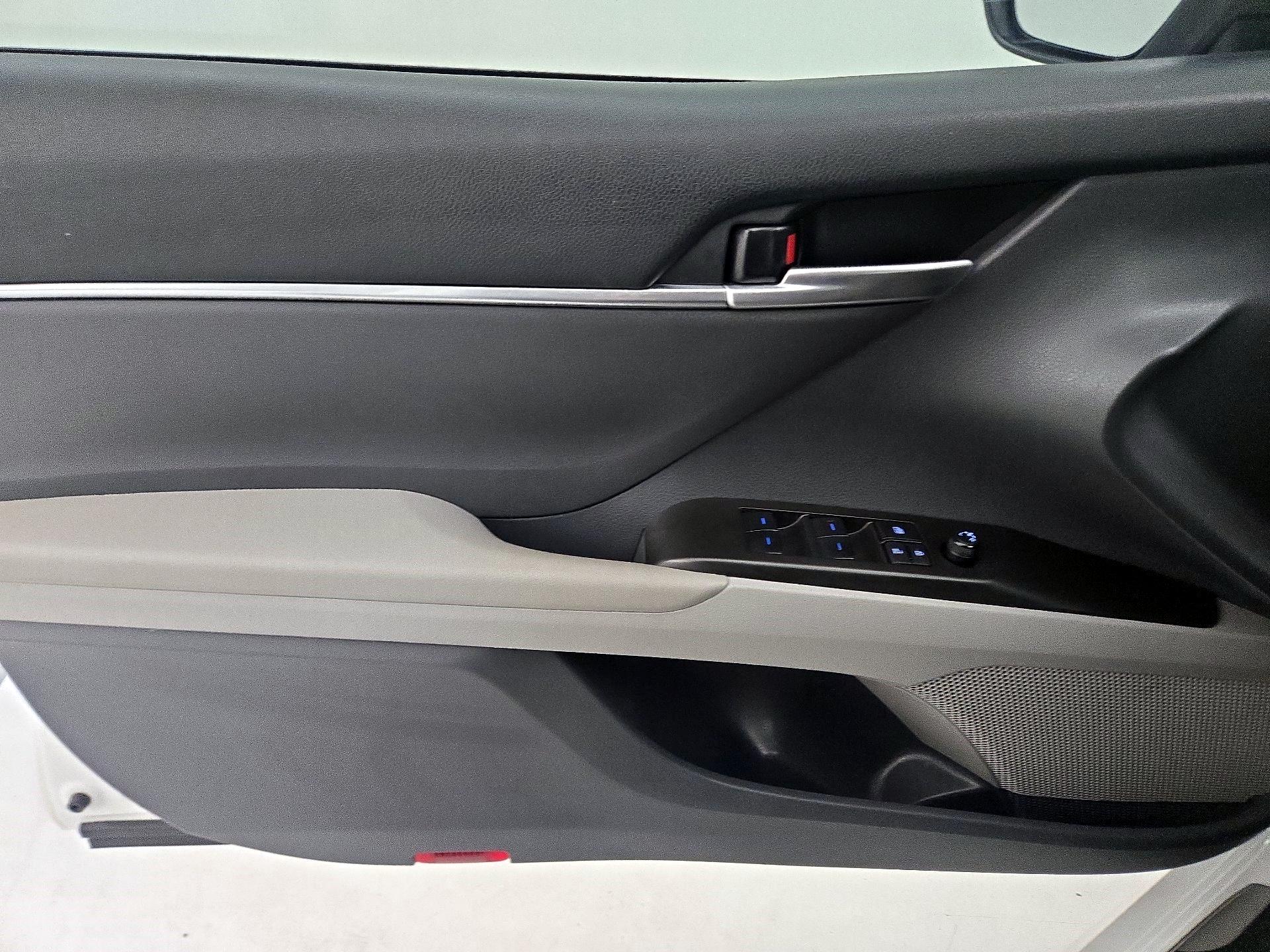 Thumbnail: 2024 Toyota Camry - 12