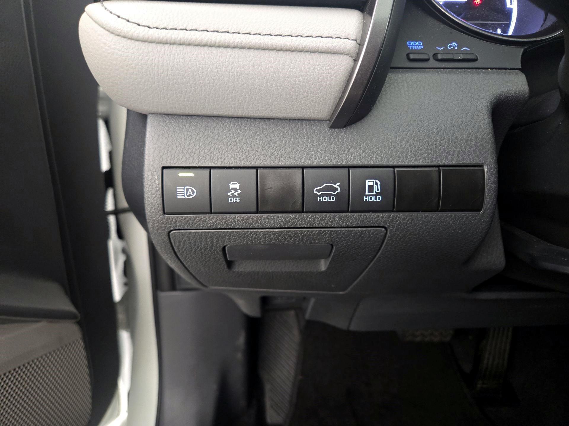 Thumbnail: 2024 Toyota Camry - 13