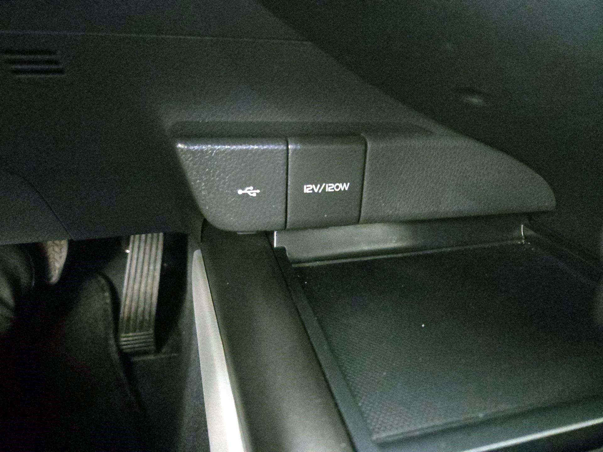 Thumbnail: 2024 Toyota Camry - 18