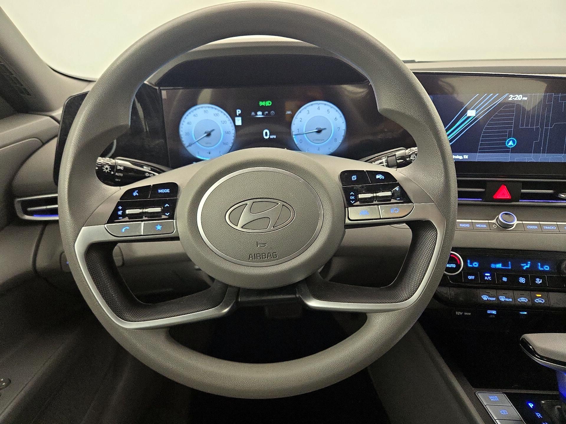 Thumbnail: 2024 Hyundai Elantra - 10