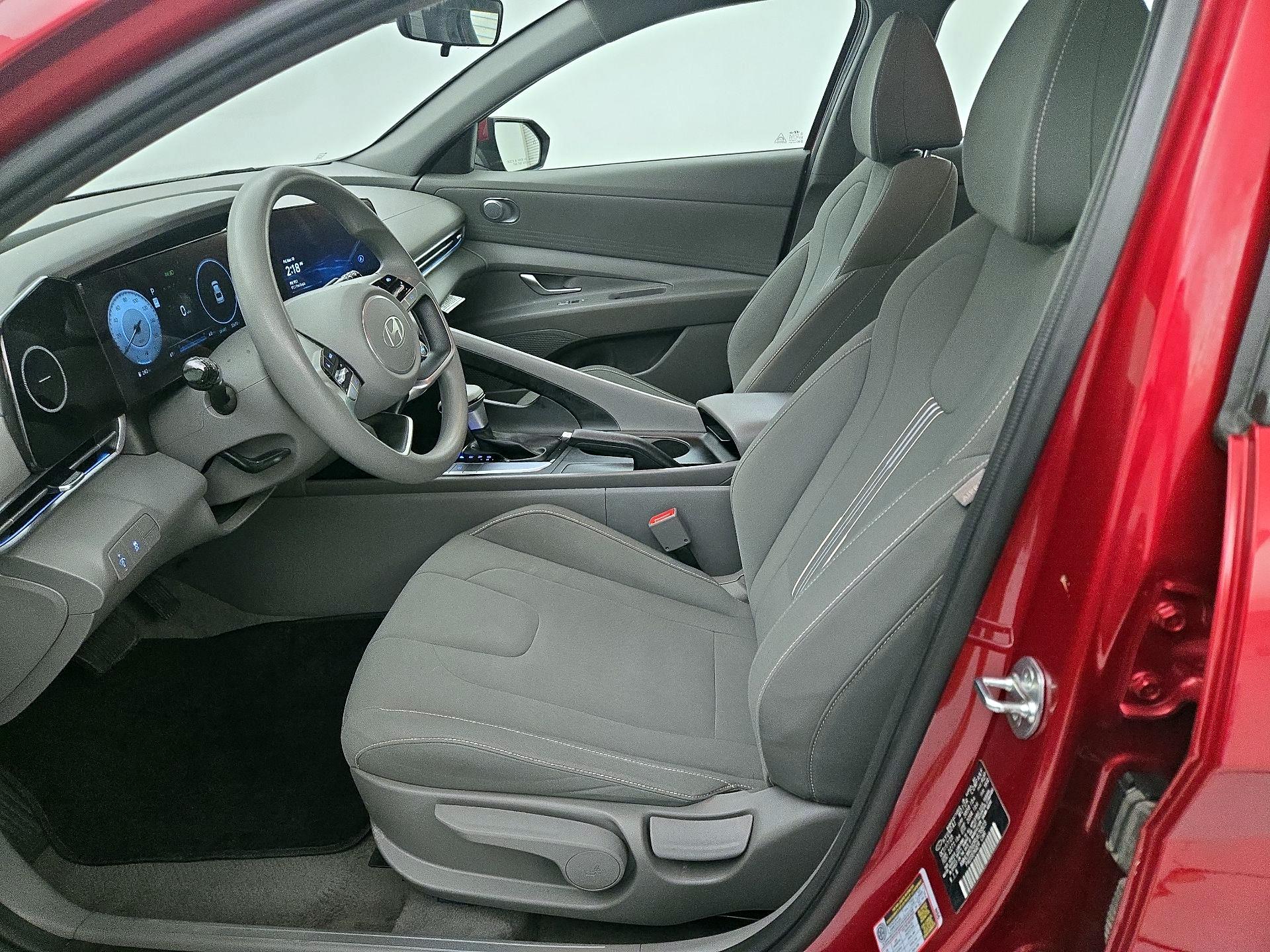 Thumbnail: 2024 Hyundai Elantra - 11