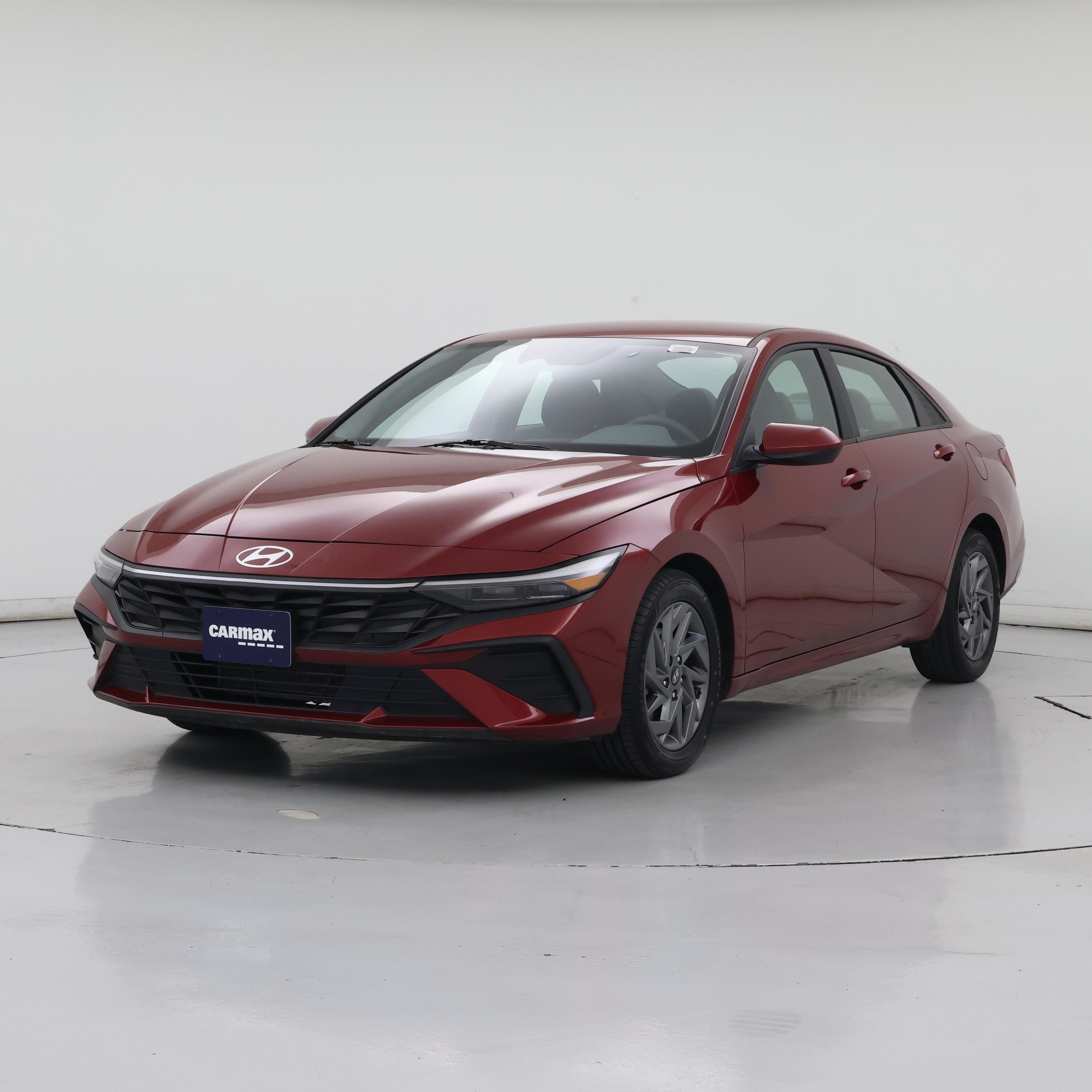 Thumbnail: 2024 Hyundai Elantra - 4