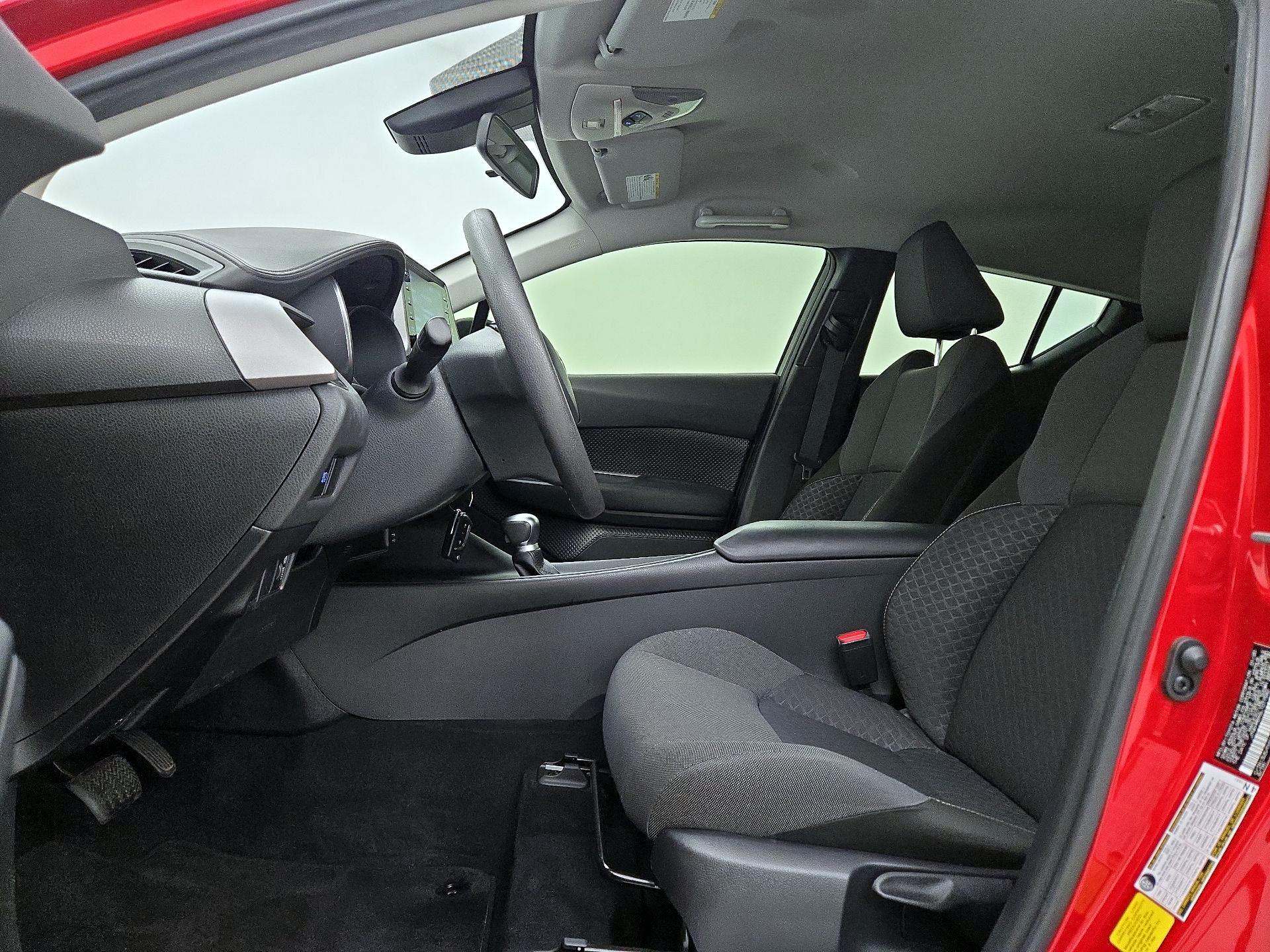 Thumbnail: 2020 Toyota C-HR - 11