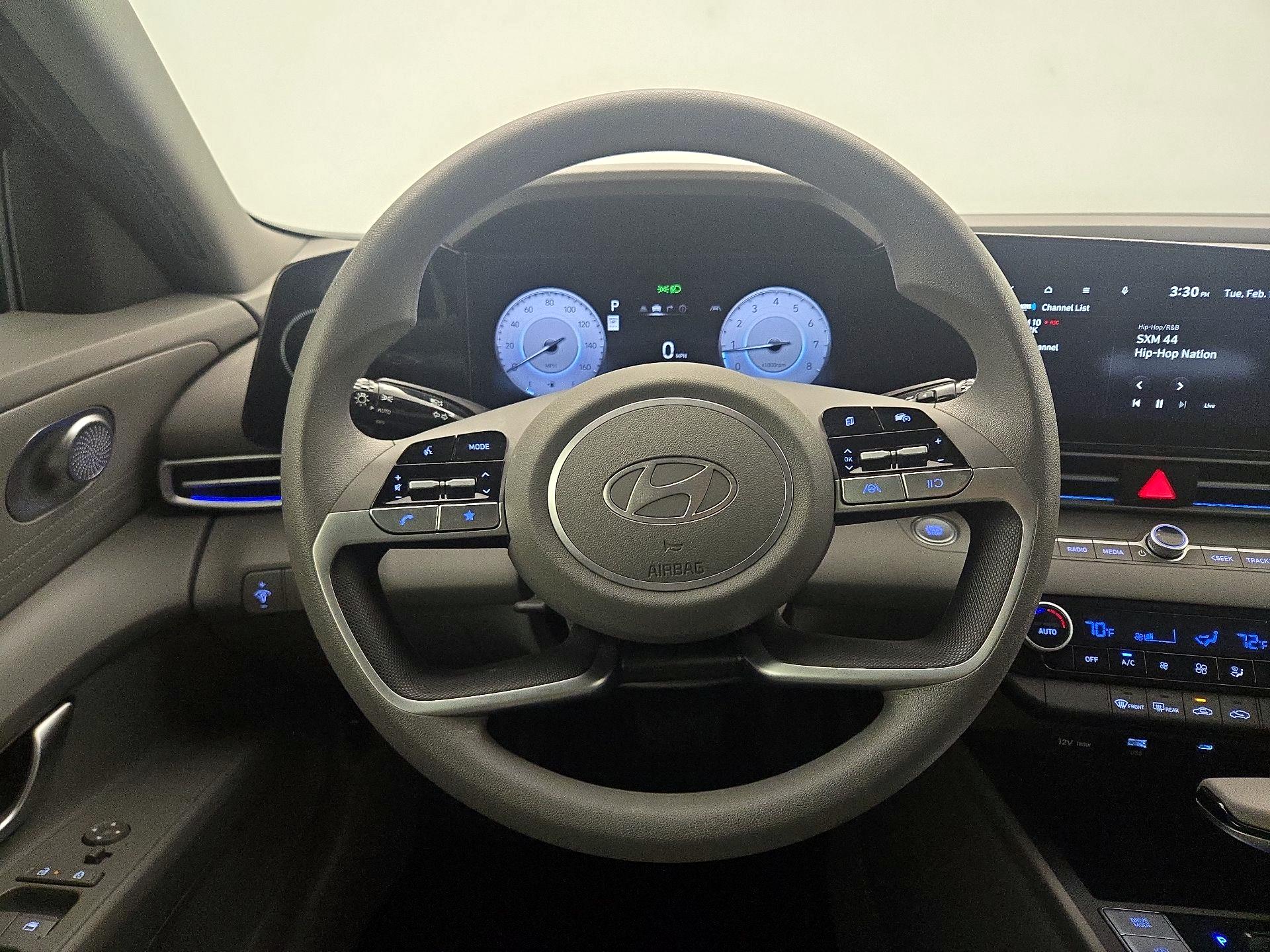 Thumbnail: 2024 Hyundai Elantra - 10