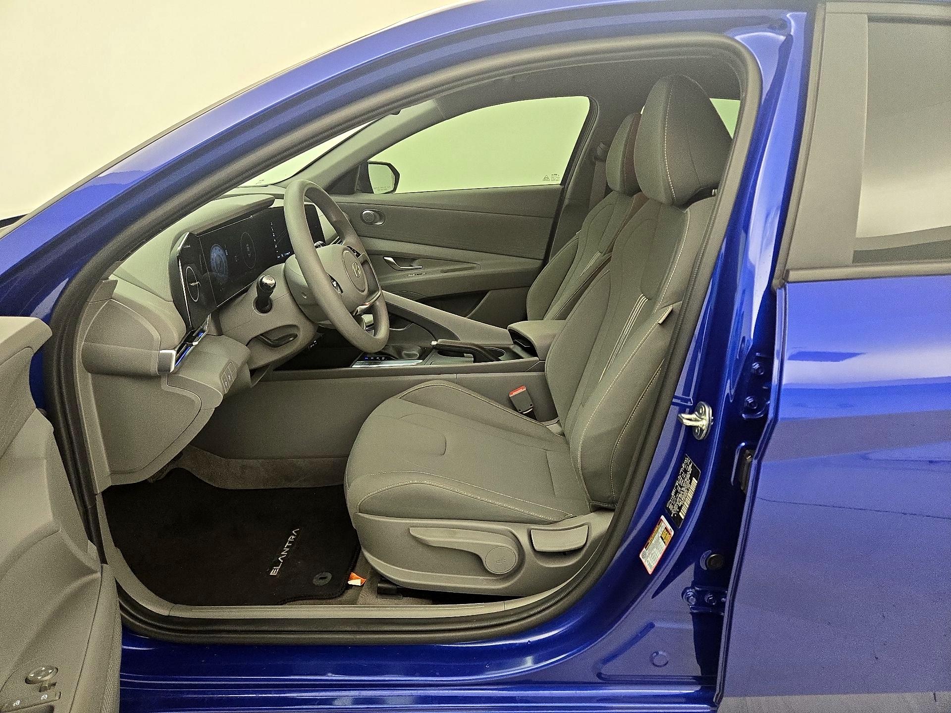 Thumbnail: 2024 Hyundai Elantra - 11