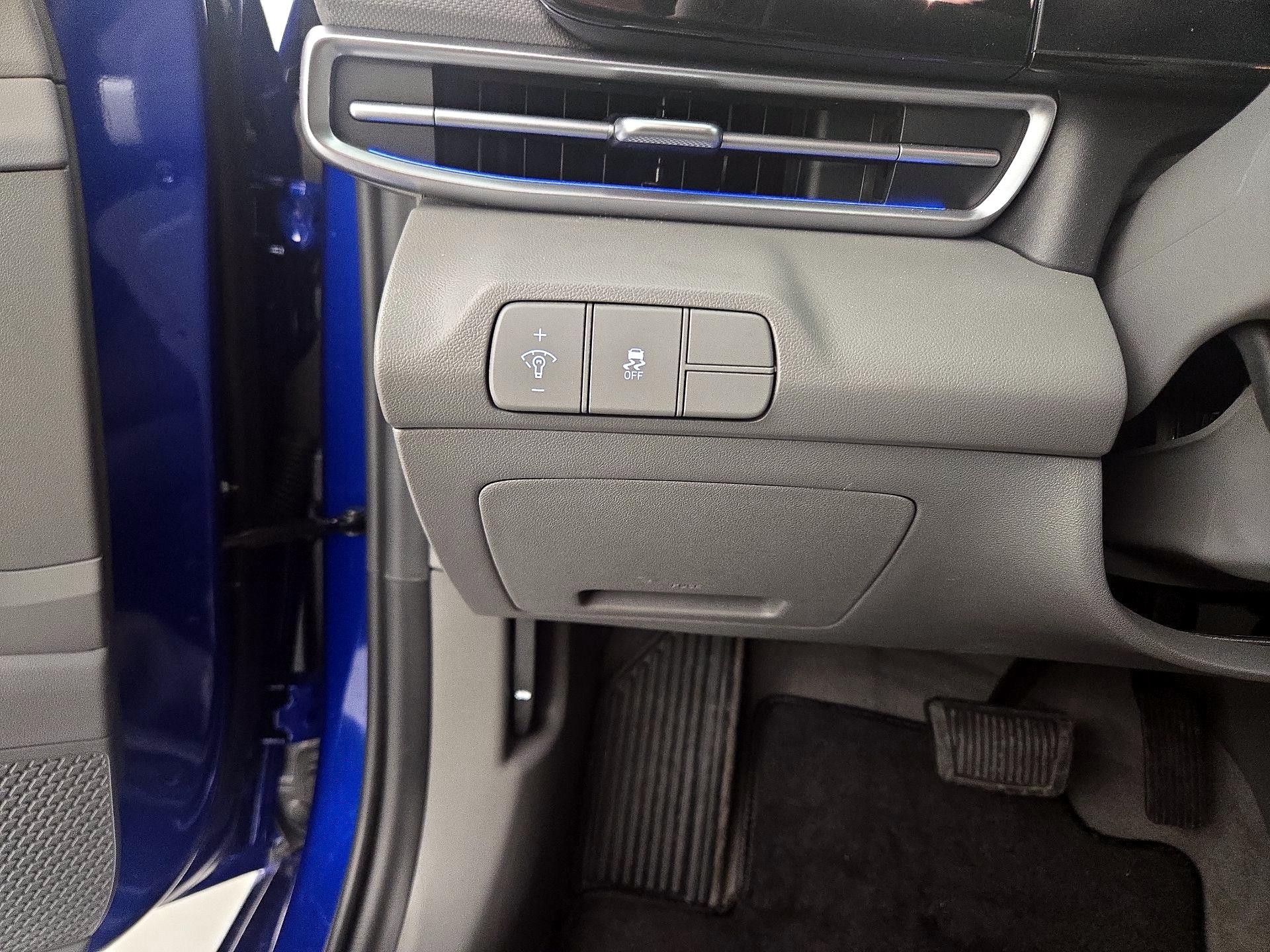 Thumbnail: 2024 Hyundai Elantra - 13