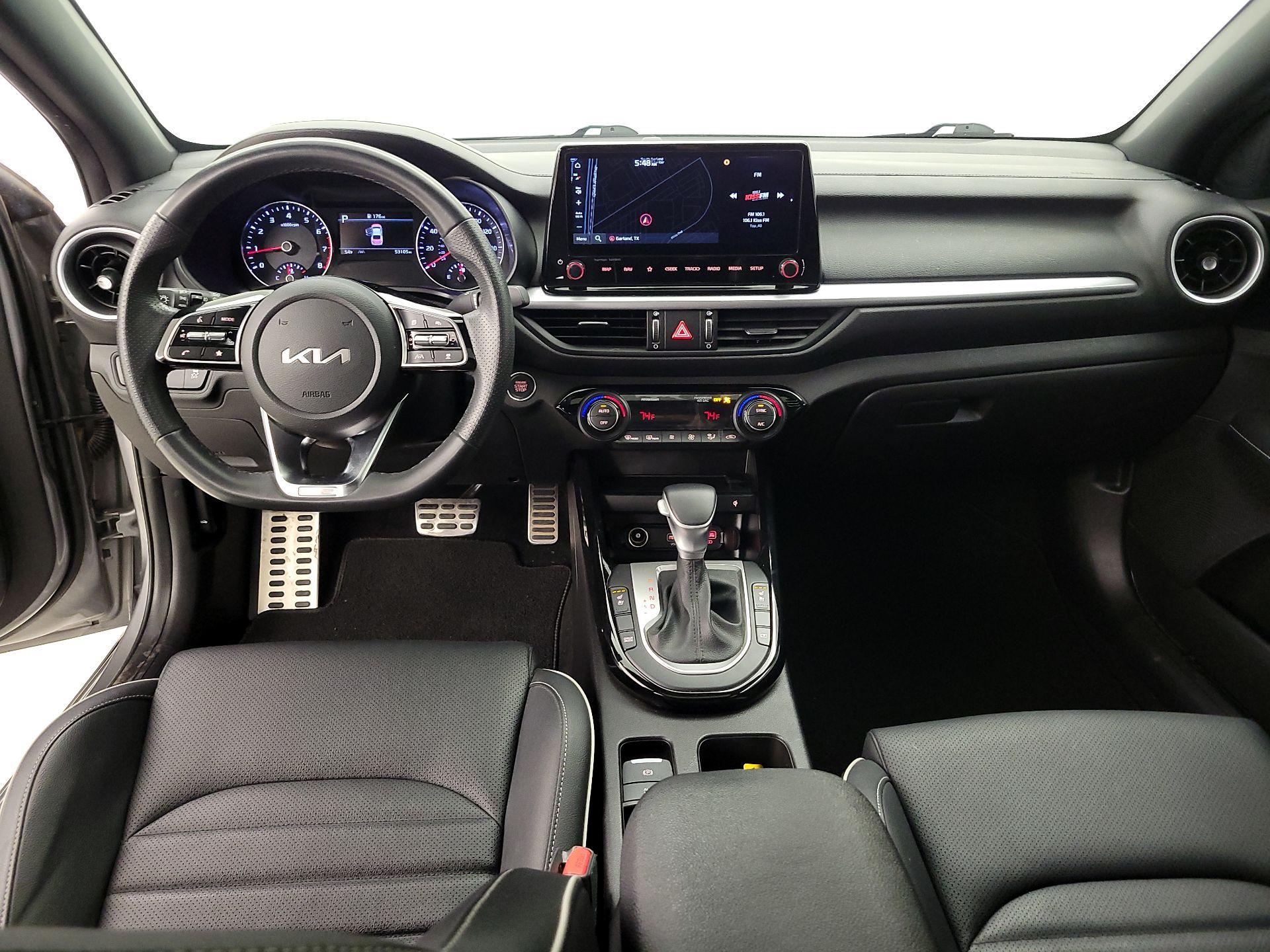 Thumbnail: 2023 Kia Forte - 9